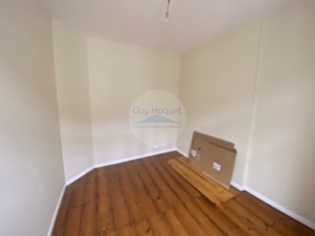 Location : appartement 3 pièces (57 m²) à ORTHEZ