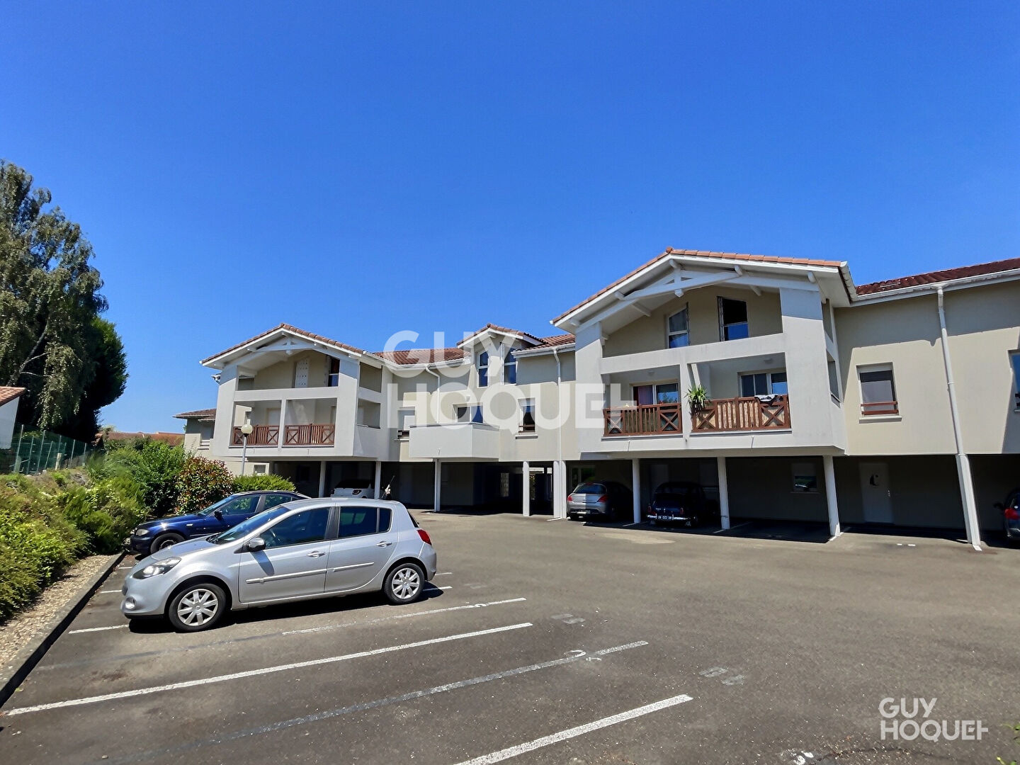 Appartement T3  avec balcon et place de parking privative à Saint Sever