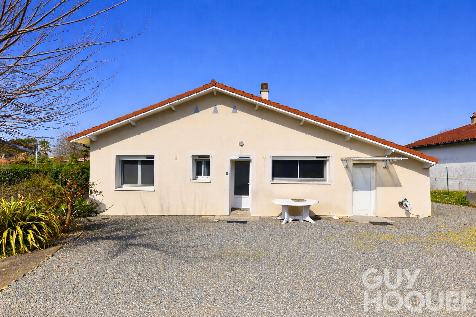 Maison de plain-pied avec studio indépendant quartier recherché d'Hagetmau