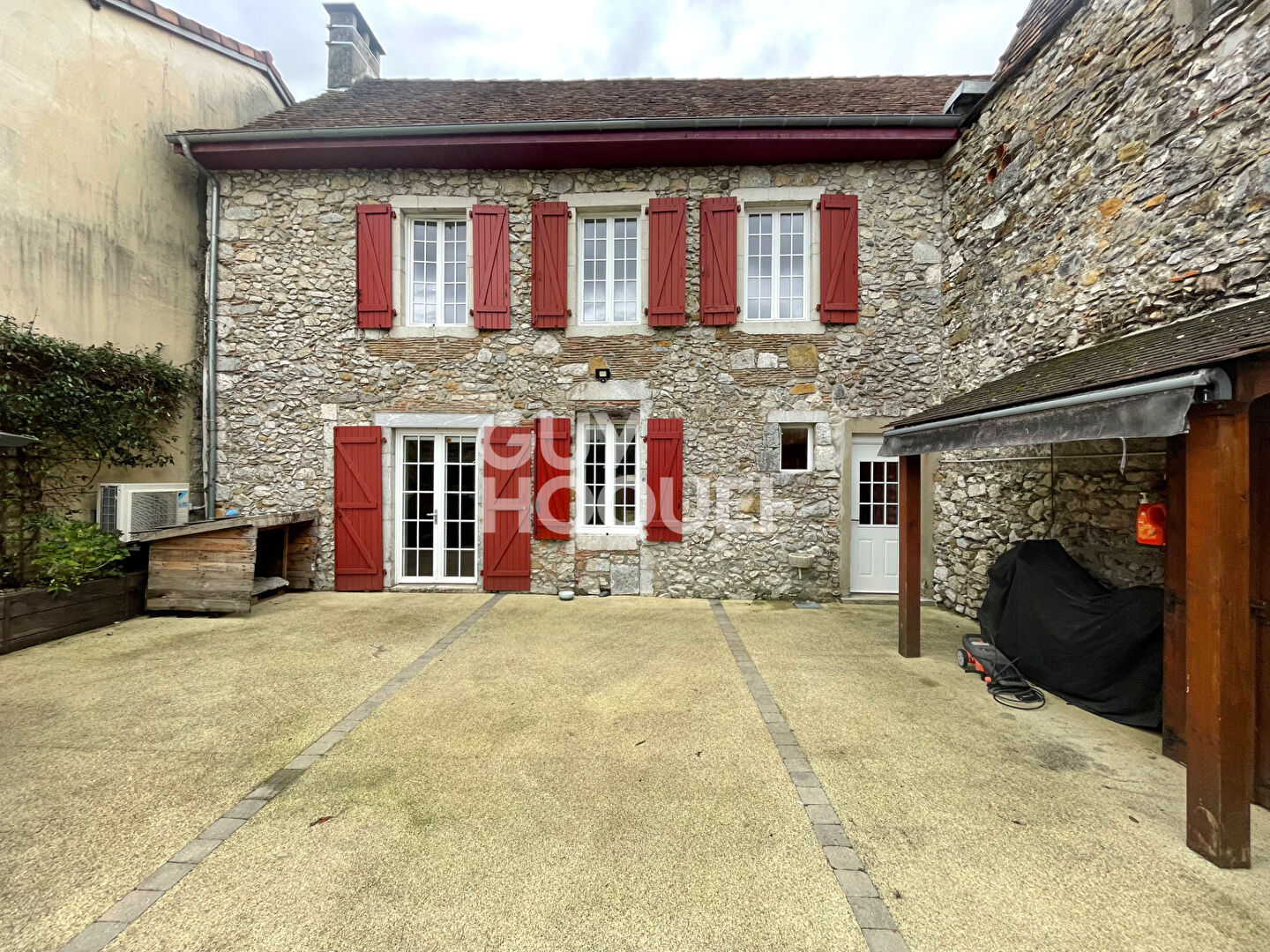 Maison familiale au coeur d'Orthez