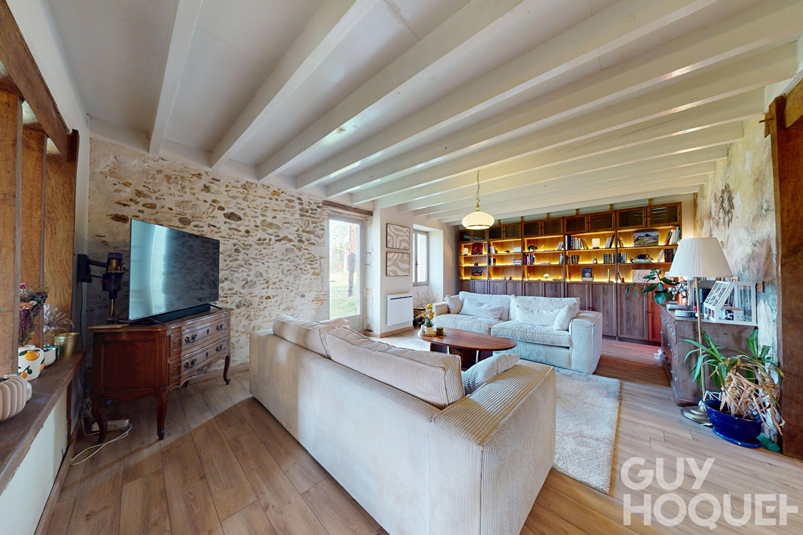 Propriété de caractère avec dépendances proche Hagetmau