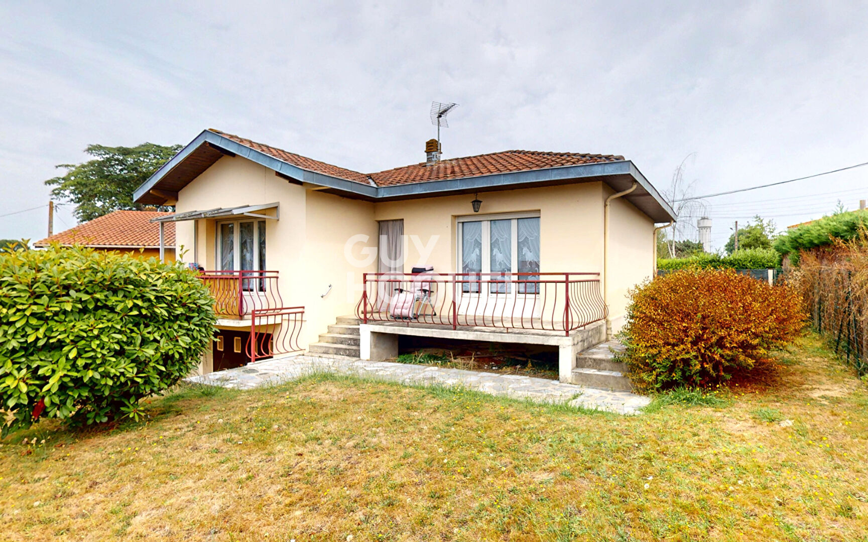 Maison de plain pied avec jardin et garage à Samadet