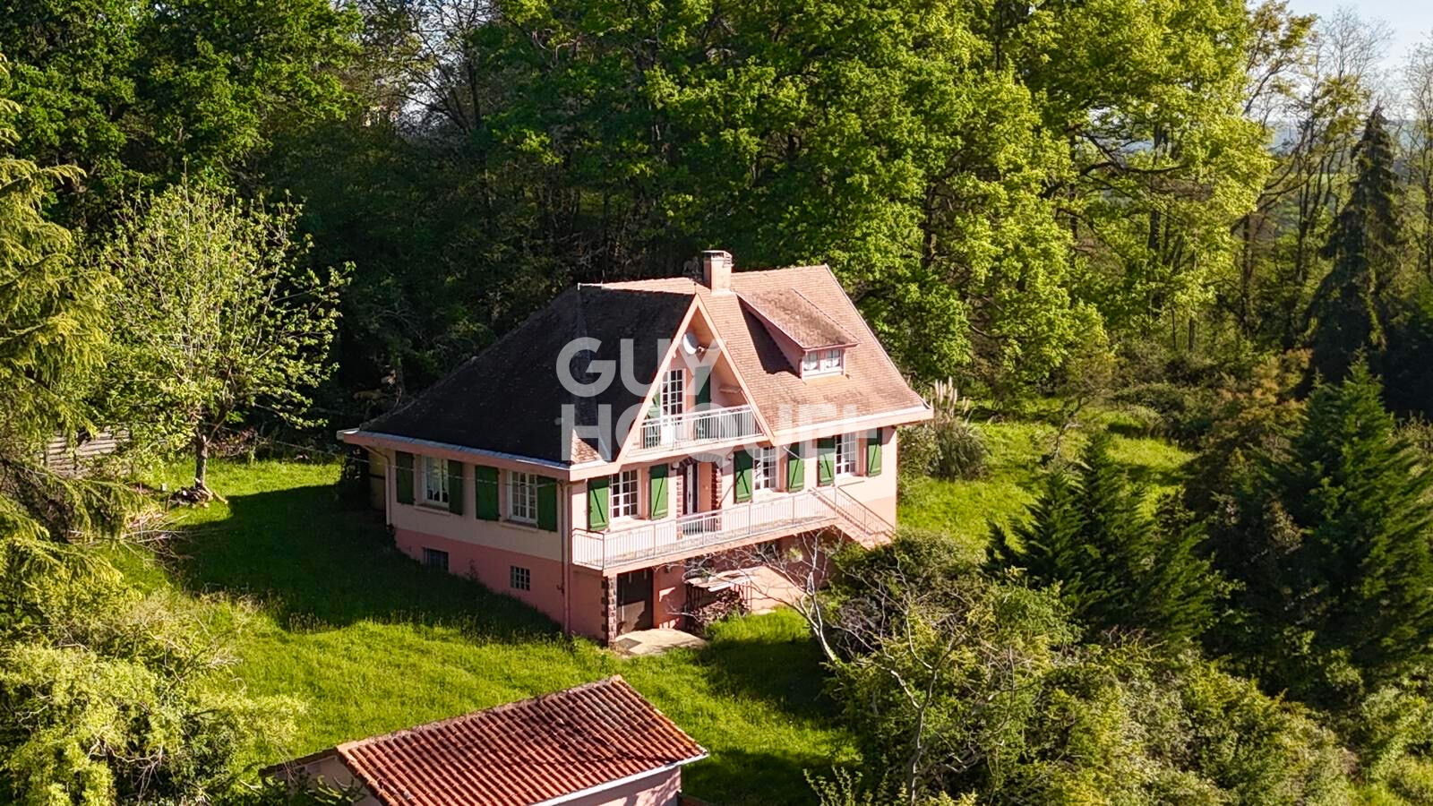 Maison familiale 140 m² avec vue Pyrénées proche Hagetmau