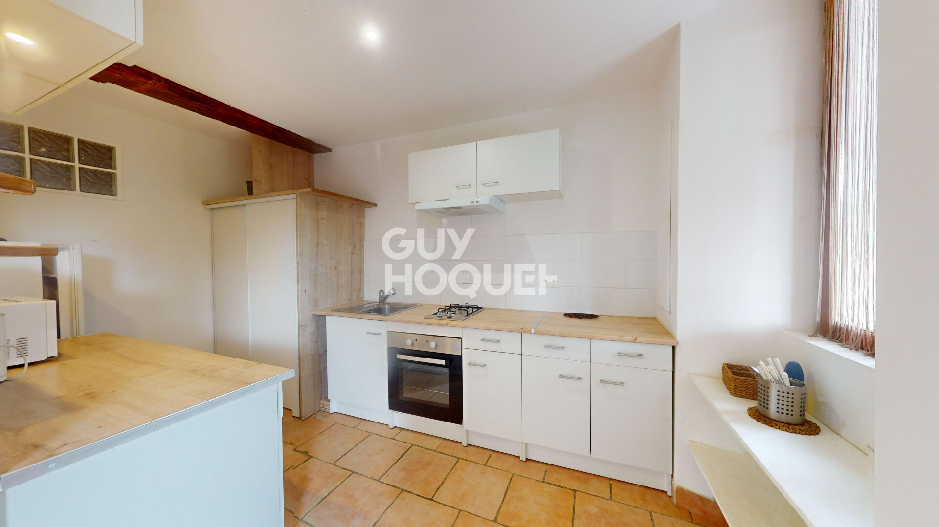 Maison atypique de 367 m²  avec appartements annexe