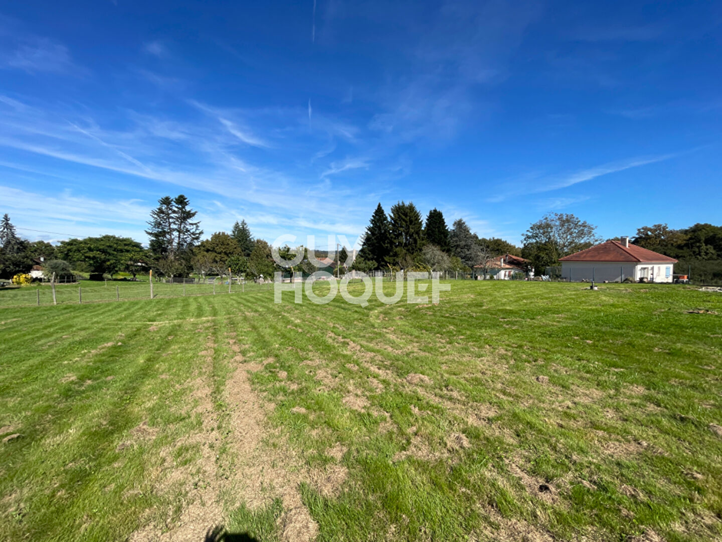 Terrain proche ORTHEZ 1076 m² viabilisé, tout à l'égoût