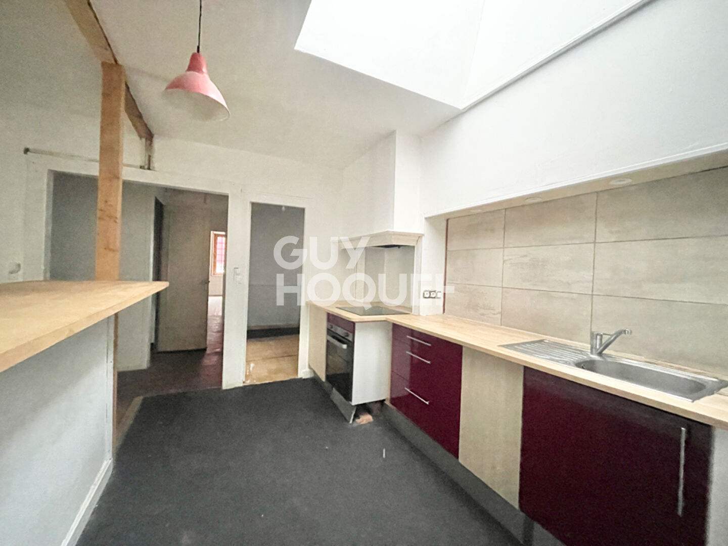 Spacieux appartement T2 avec exceptionnel potentiel d'investissement et de division