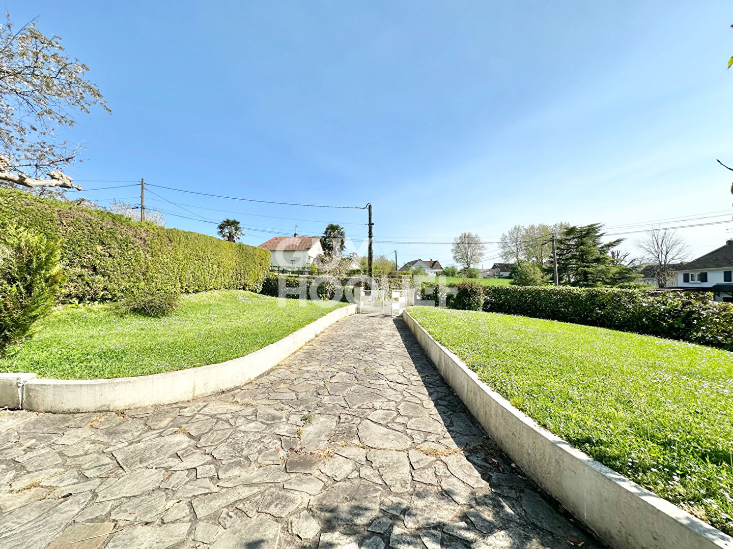 Maison Orthez 97 m² avec garage et jardin