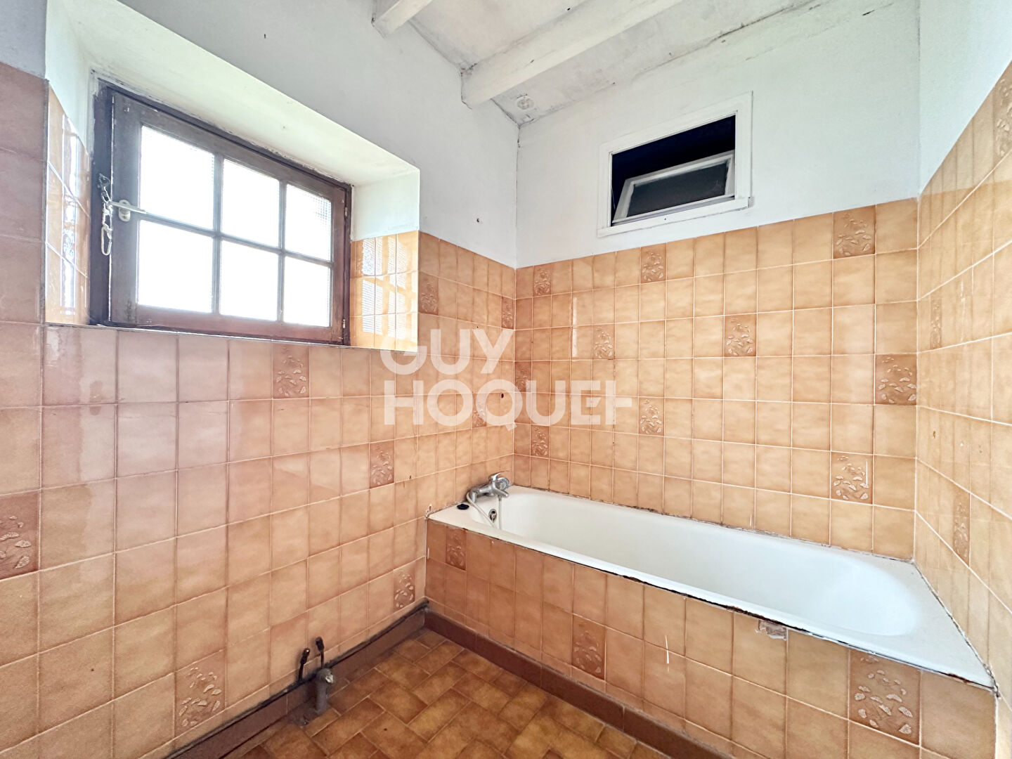 Maison à réhabiliter proche d'Orthez avec dépendance