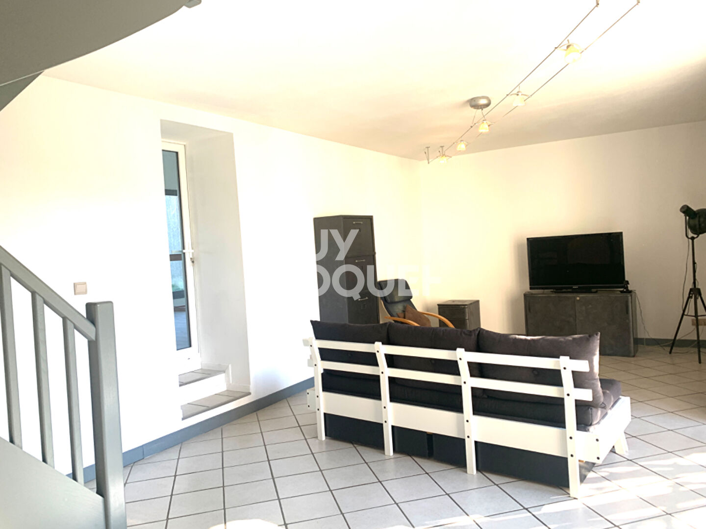 Charmante maison béarnaise ouverte sur grange rénovée