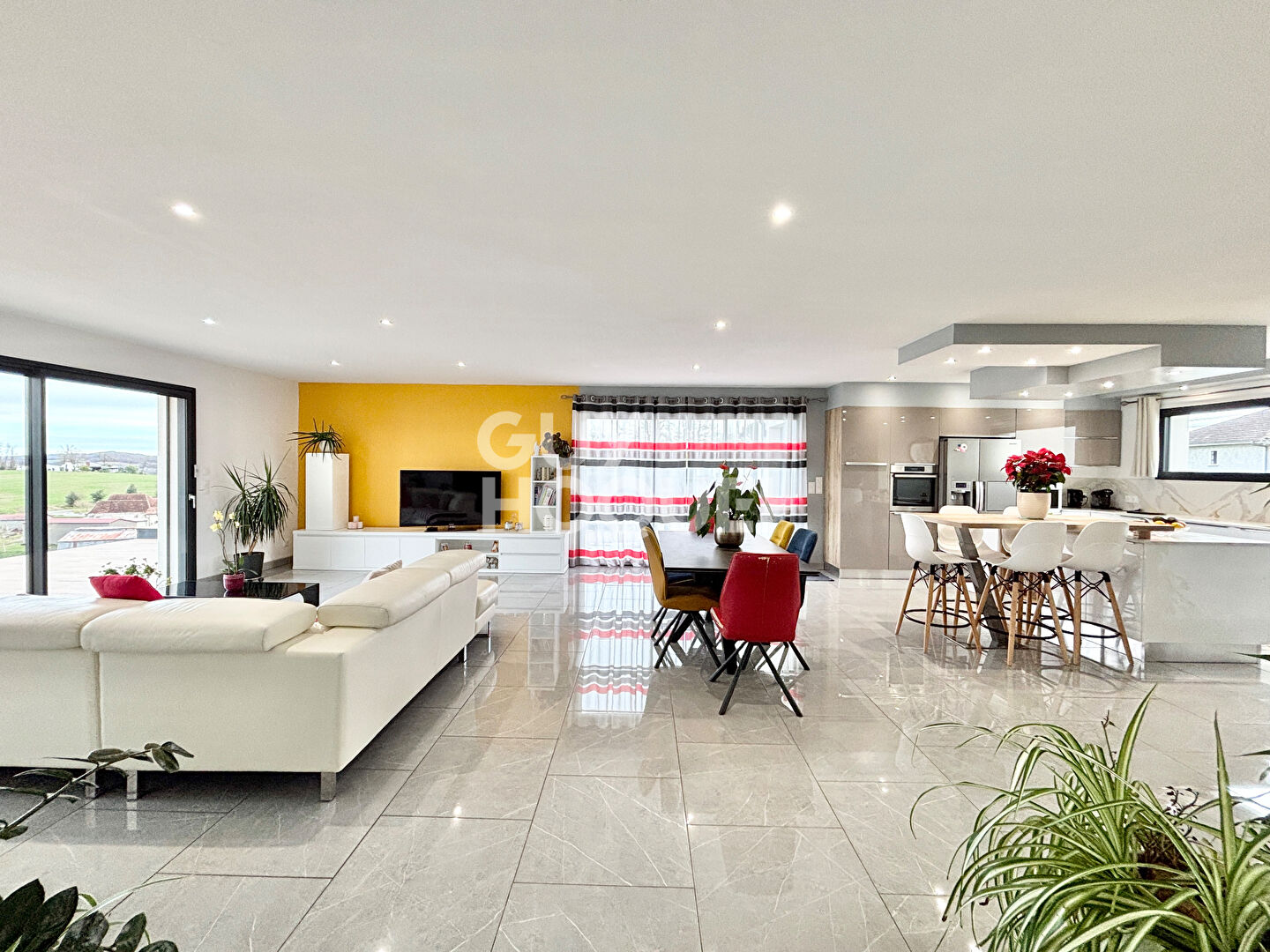 Maison contemporaine avec piscine et garage proche d'ORTHEZ