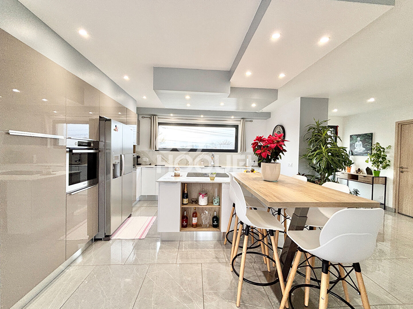 Maison contemporaine avec piscine et garage proche d'ORTHEZ