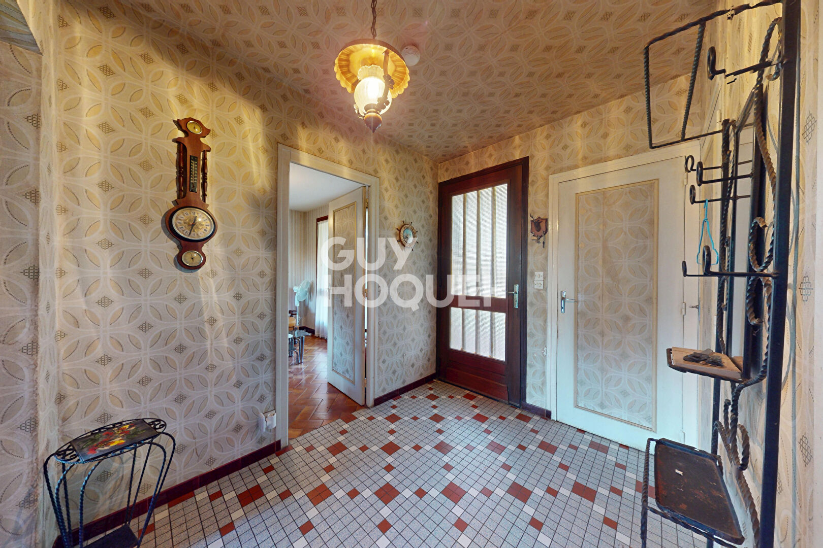 Ensemble immobilier comprenant maison principale + maison annexe et 3.8 ha