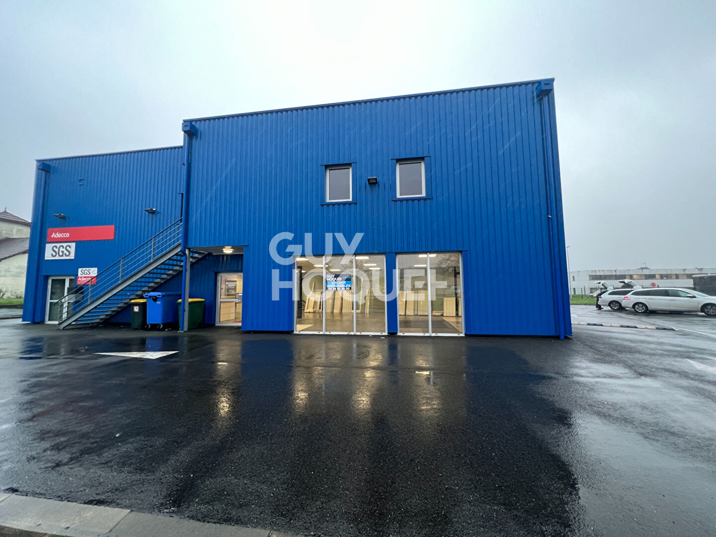 Local commercial  142 m2