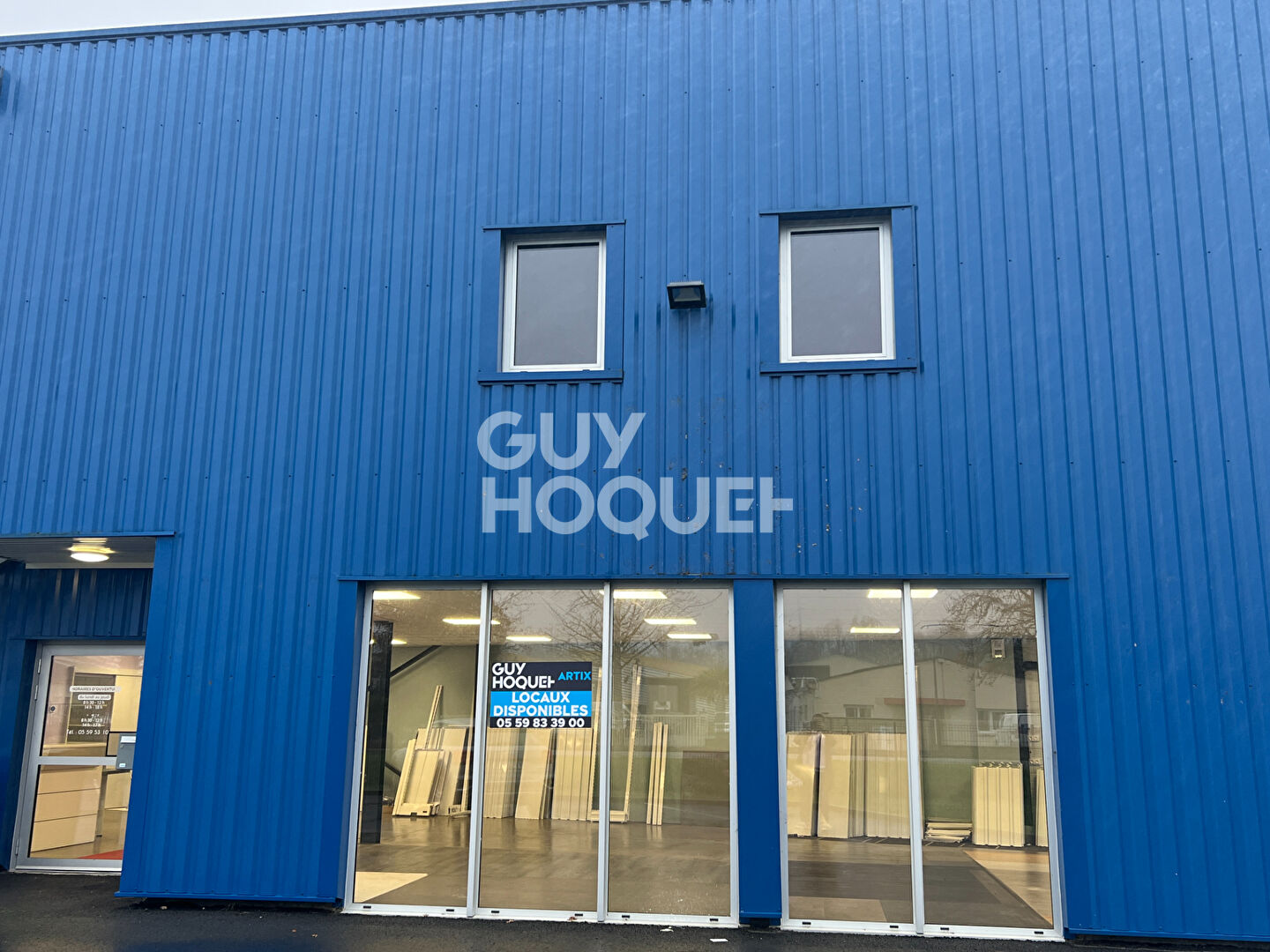 Local commercial  142 m2