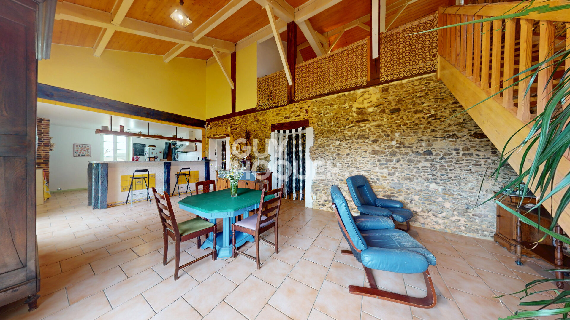 Maison de caractère 288 m² avec dépendance et sans voisins