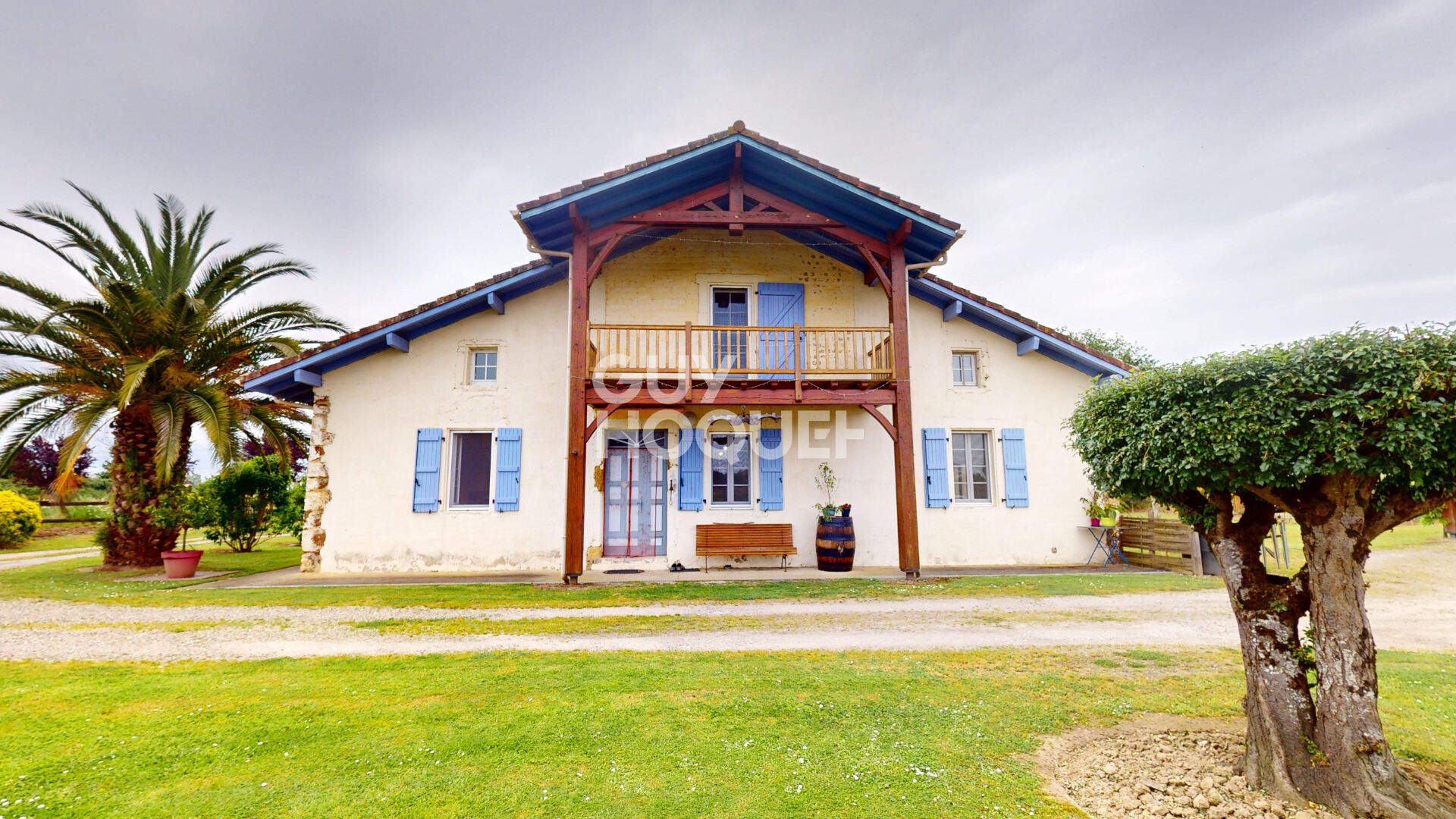 Maison de caractère 288 m² avec dépendance et sans voisins