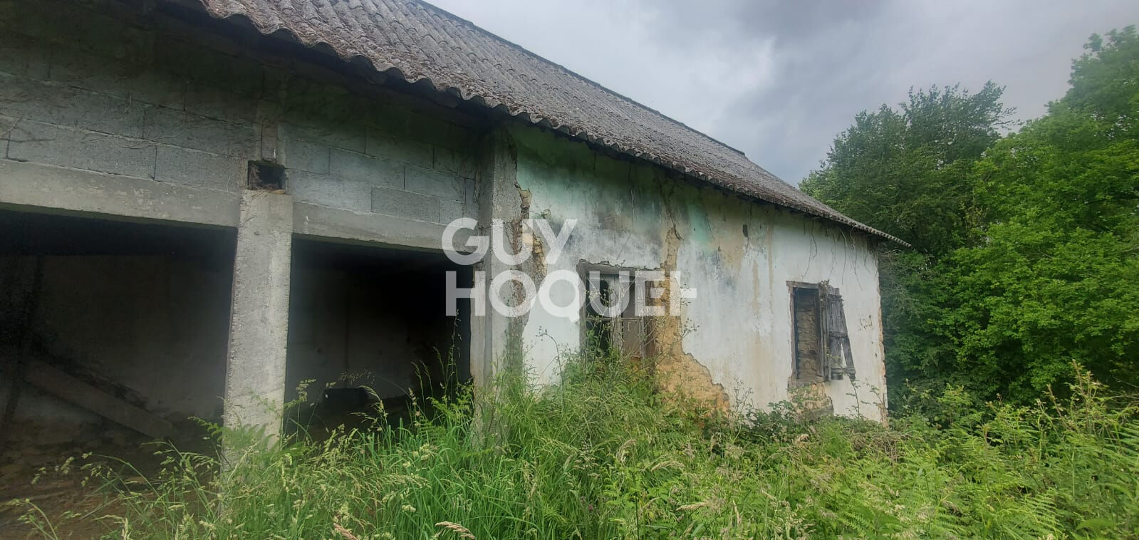 Maison à Rénover - Vue Pyrénées + 1,7 ha de Terrain !