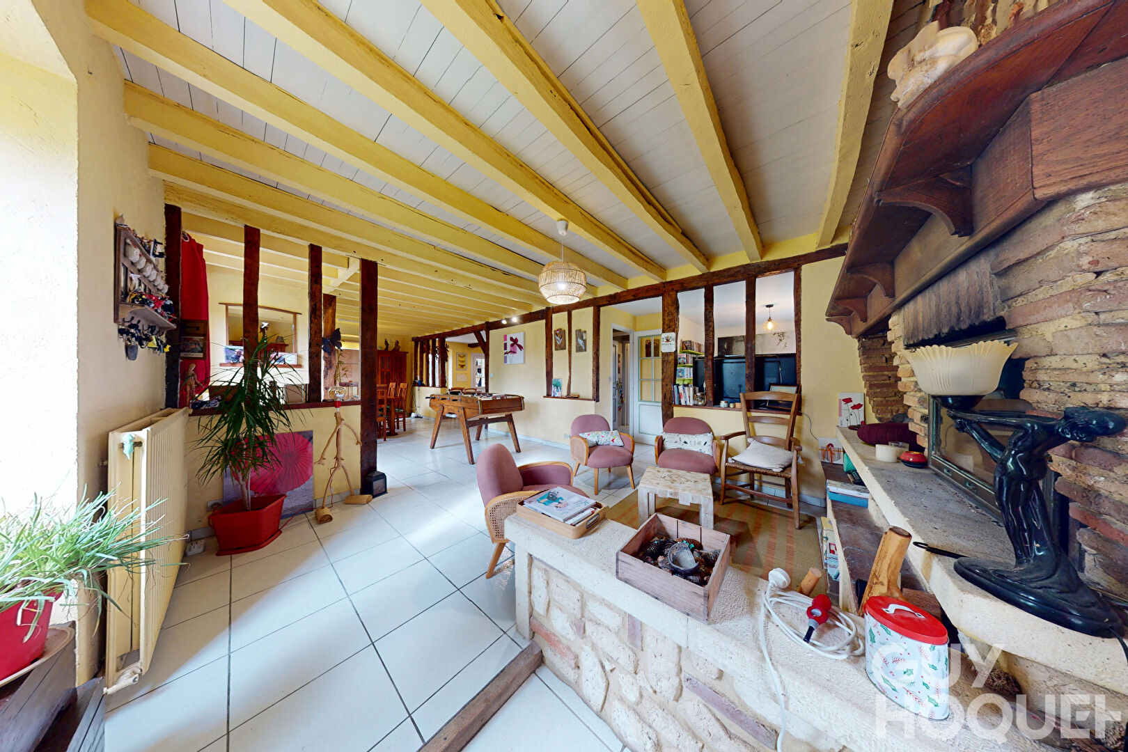 Maison de caractère en pierres apparentes 158 m² avec piscine et dépendance