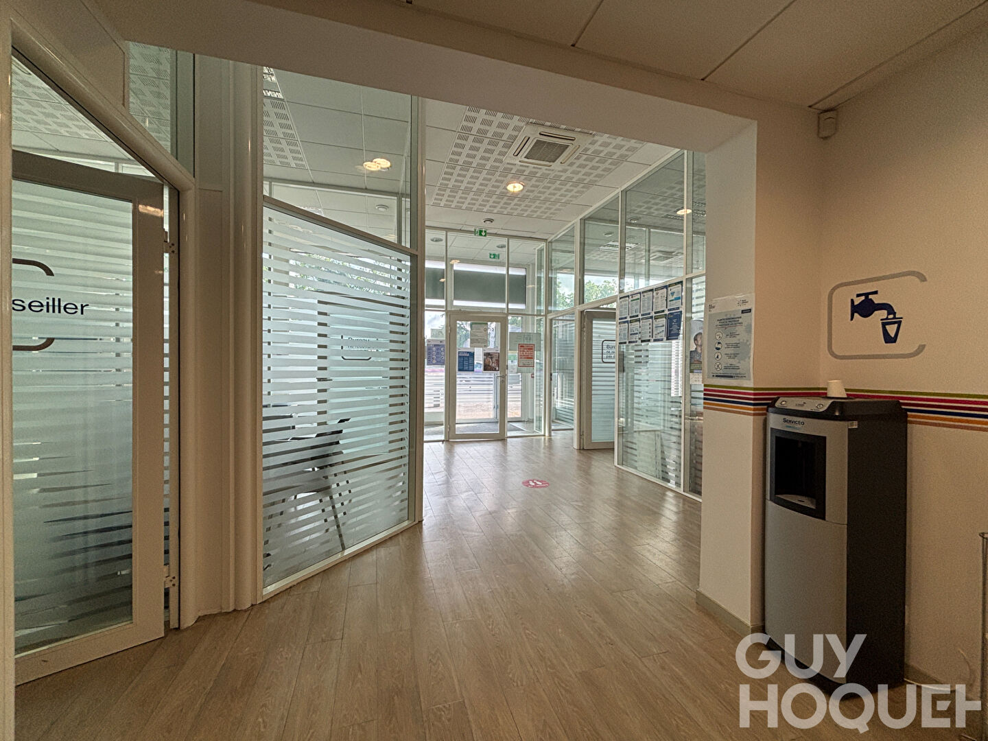 Local commercial de 185 m2 en plein centre ville d'Orthez.