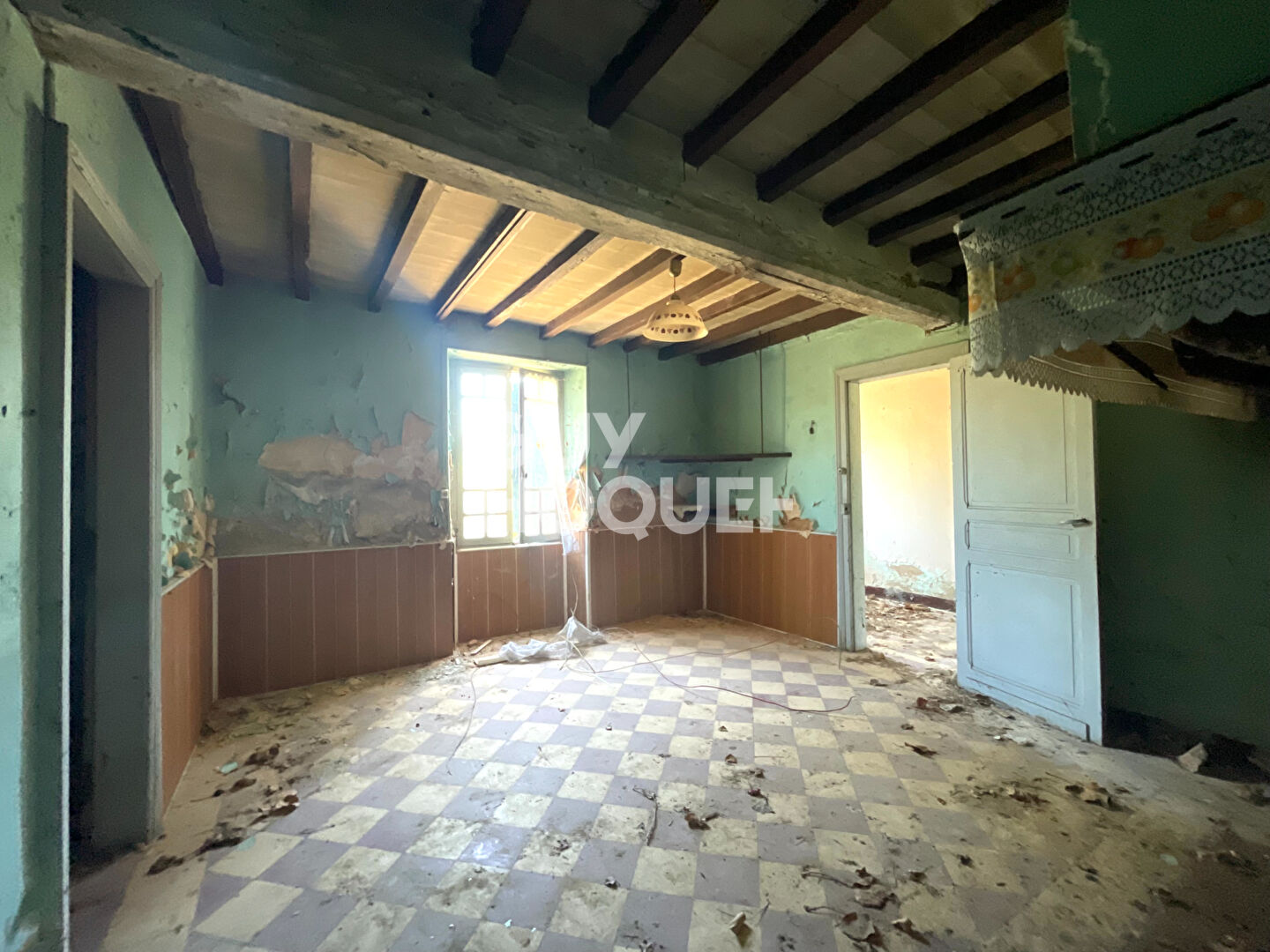 À Vendre ? Maison mitoyenne à rénover intégralement proche Hagetmau