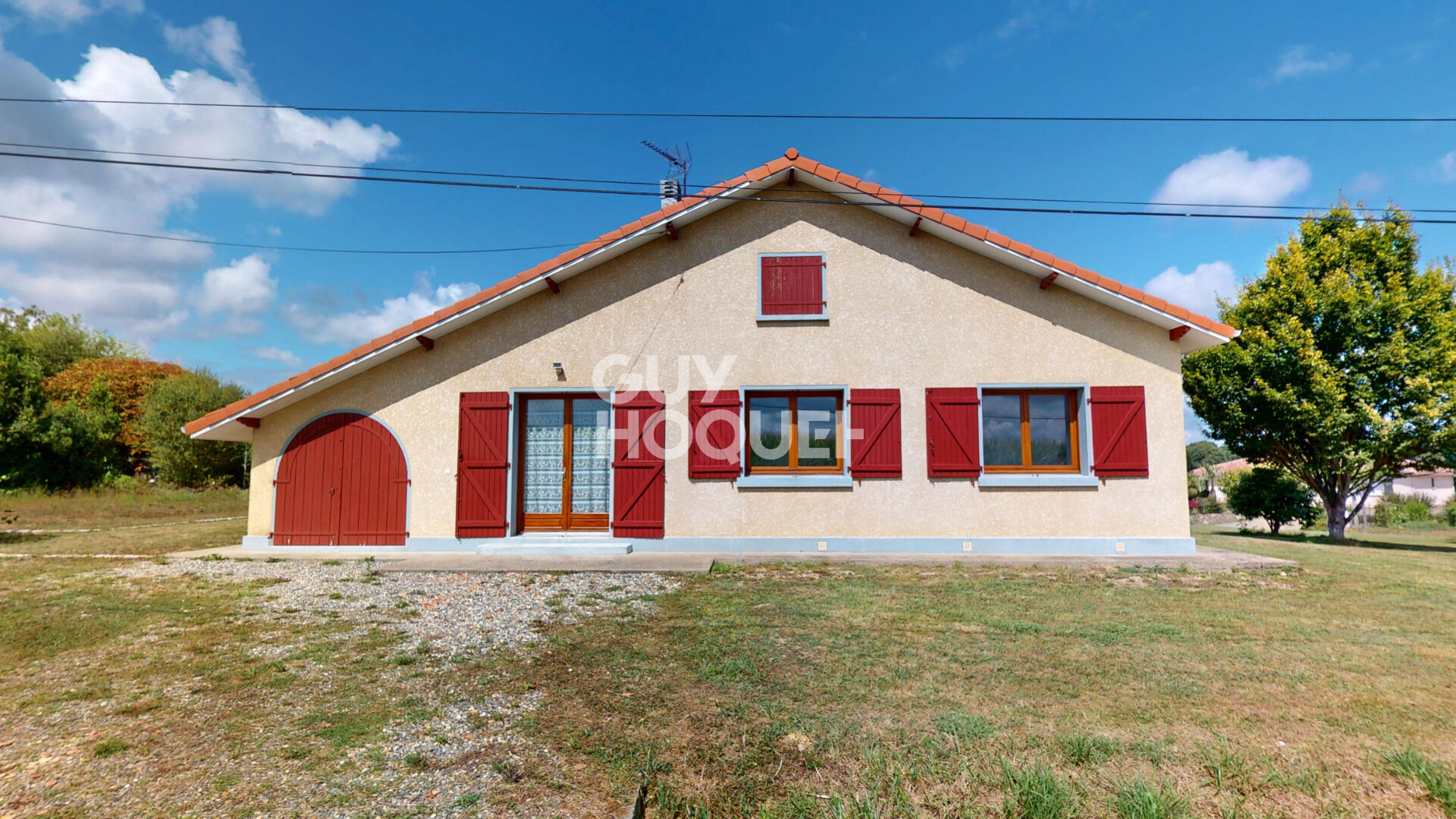 À VENDRE : Maison de plain-pied 81 m² cadre campagne proche centre-ville Hagetmau