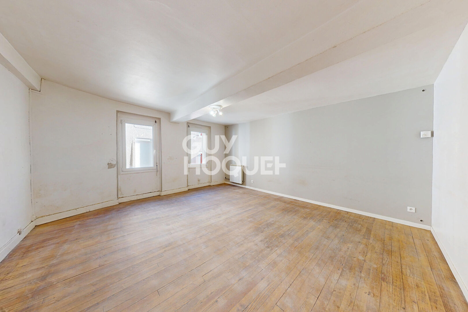 Maison de ville 149 m² au coeur historique d'Hagetmau avec beau potentiel