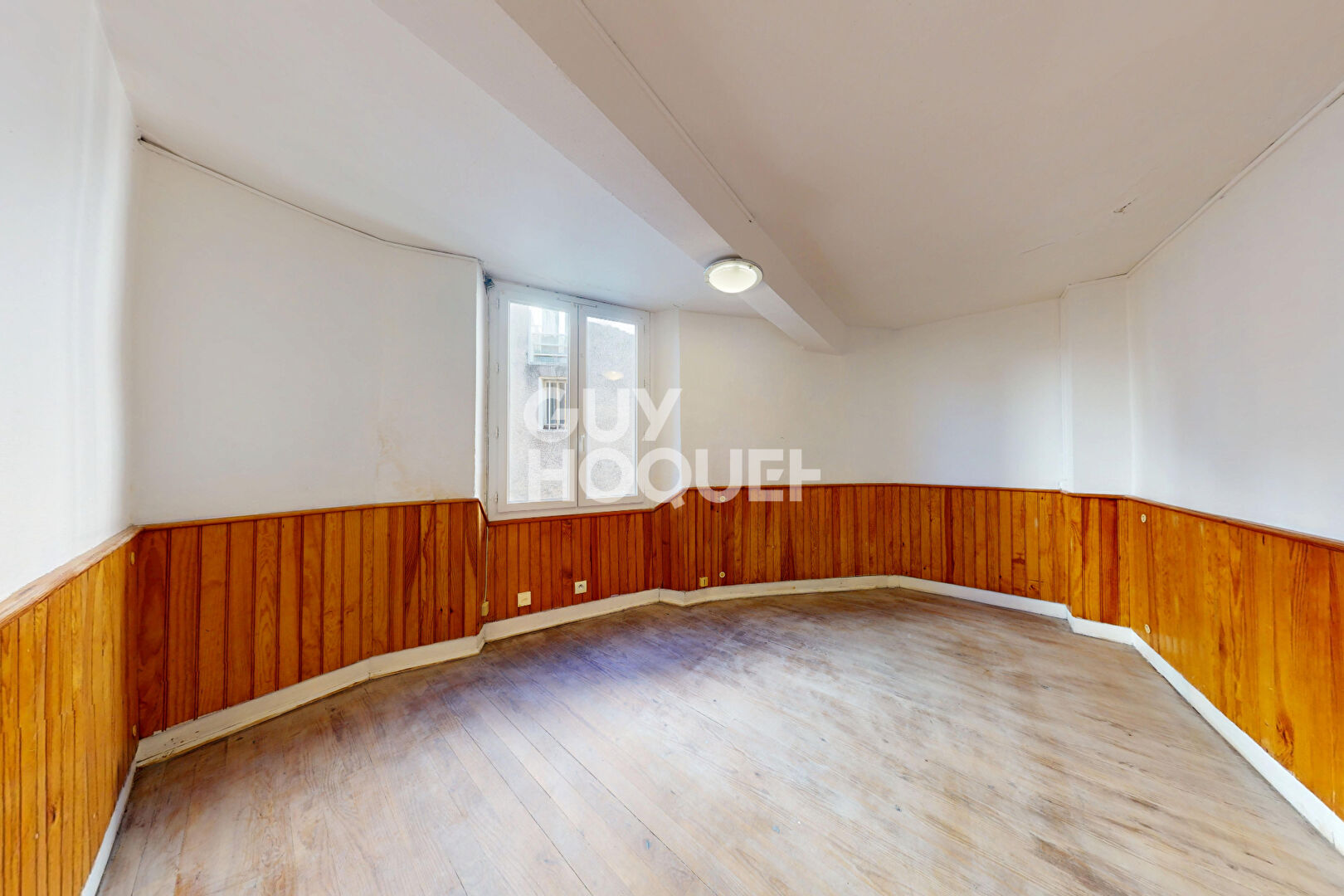 Maison de ville 149 m² au coeur historique d'Hagetmau avec beau potentiel