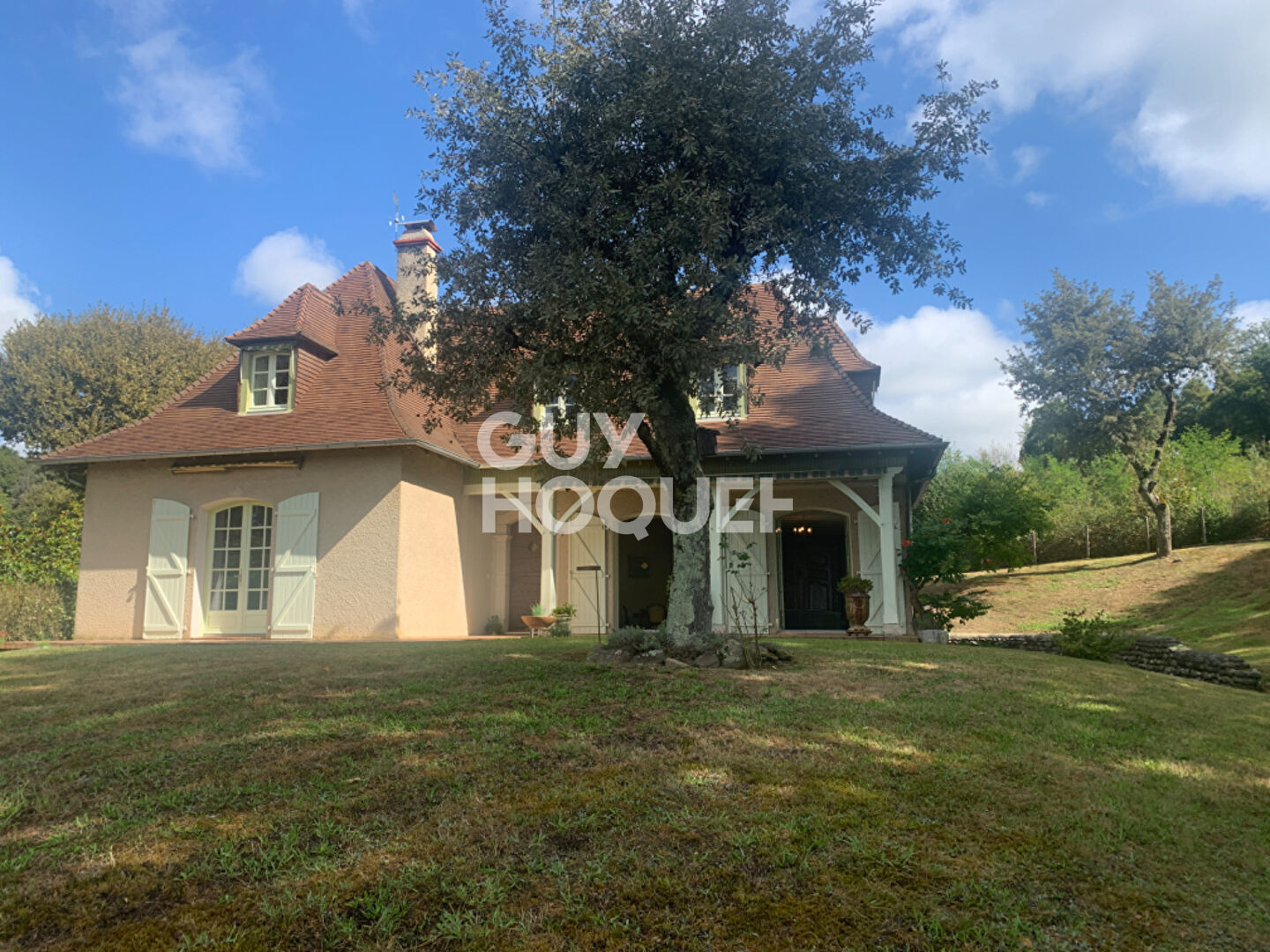 Maison de caractère avec vue imprenable sur les Pyrénées