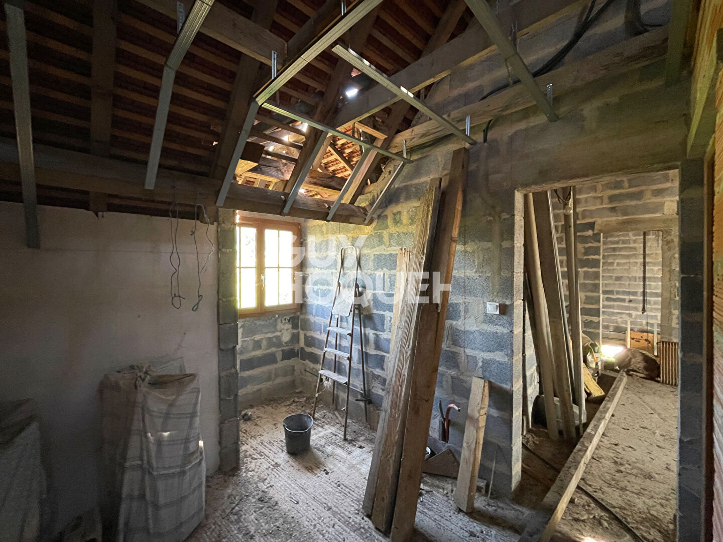 Maison familiale à terminer proche ORTHEZ
