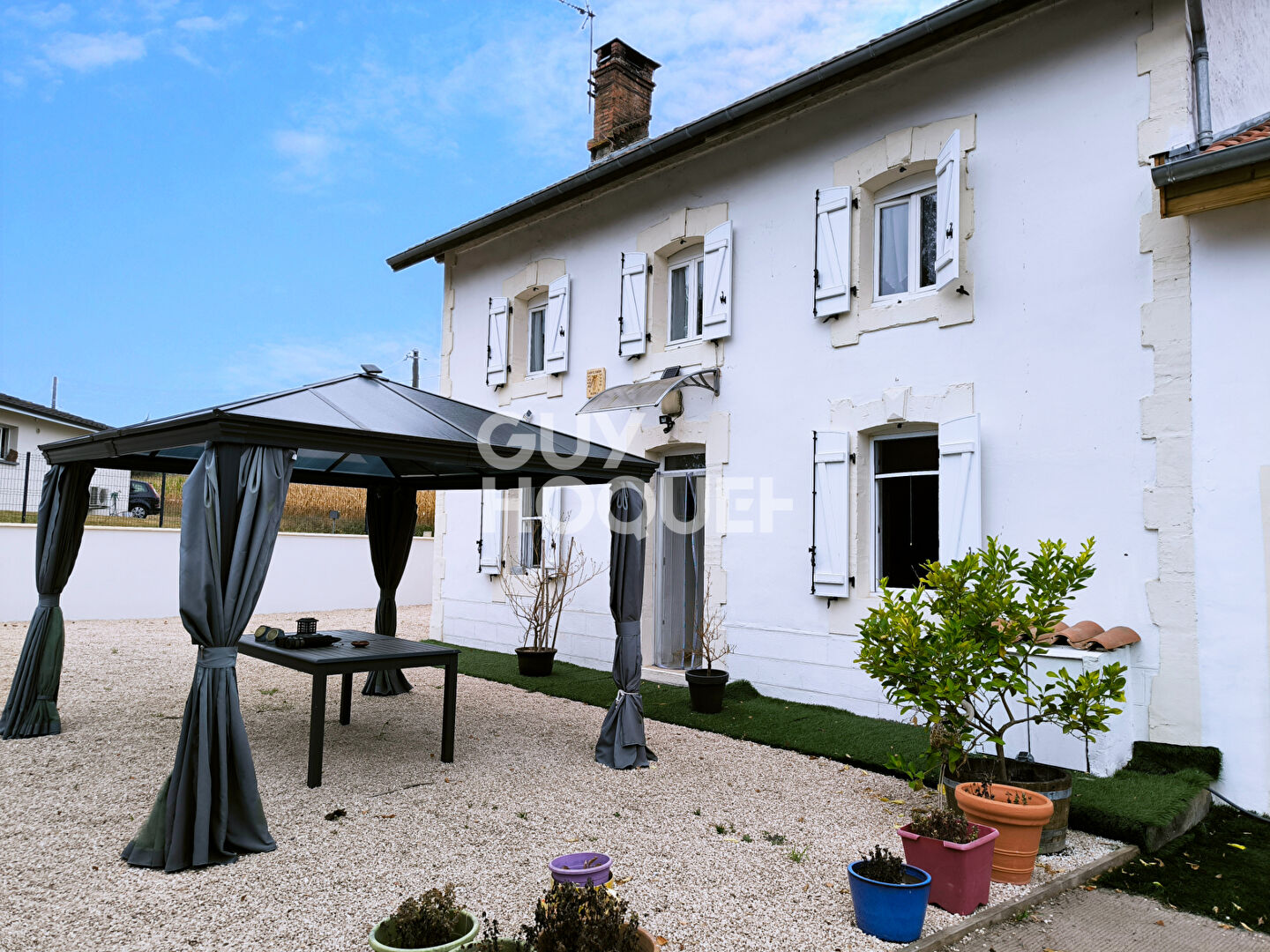 Charmante Maison à Vendre à Hagetmau - 5 Chambres et Grand Terrain !