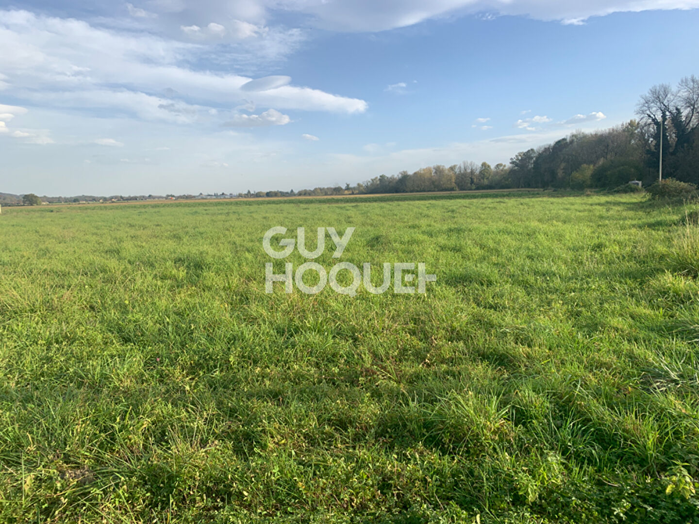 Terrain plat viabilisé avec vue sur les Pyrénées à Labastide-Cézéracq