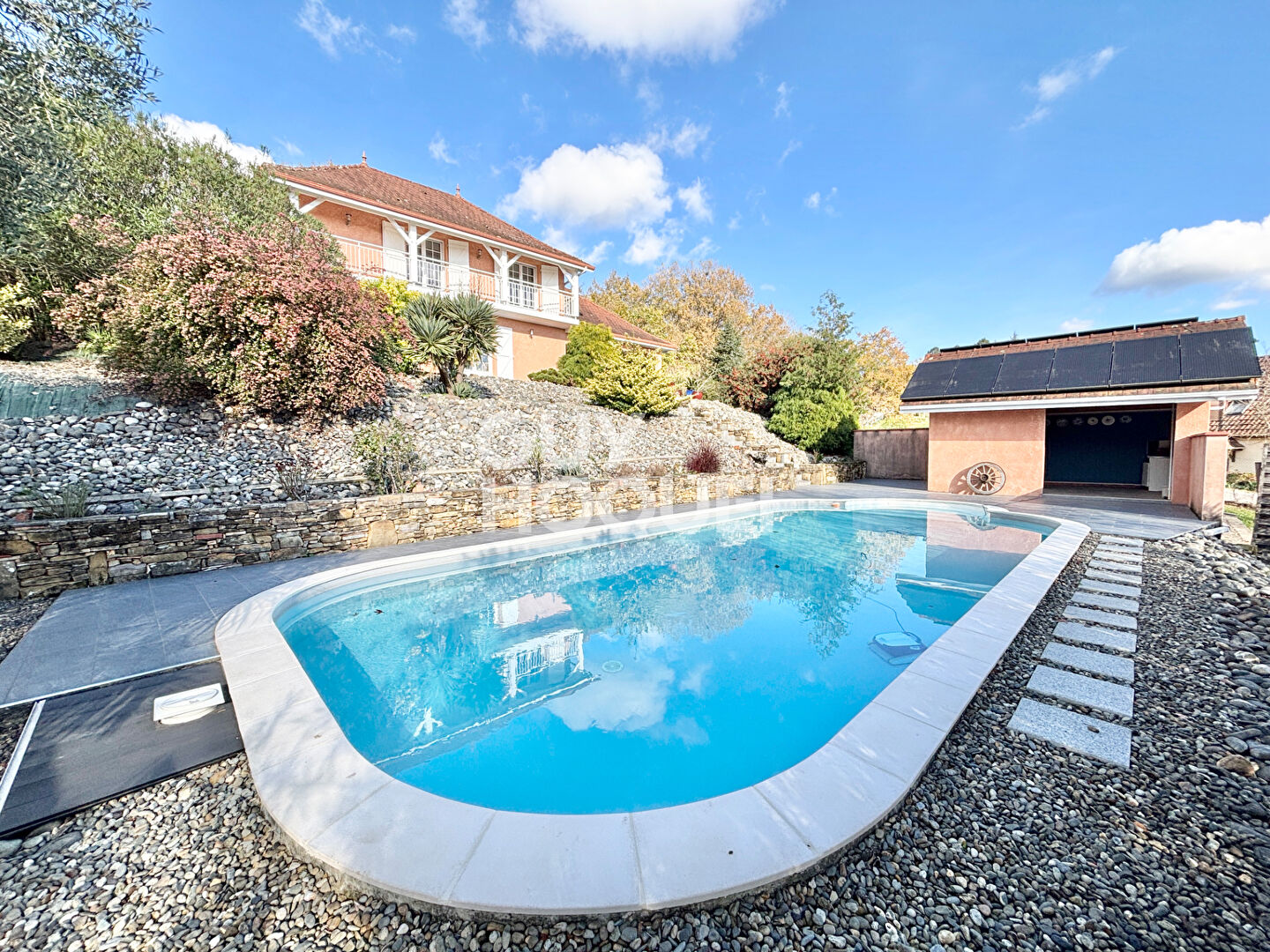 Maison d'architecte proche d'ORTHEZ 180 m² avec piscine