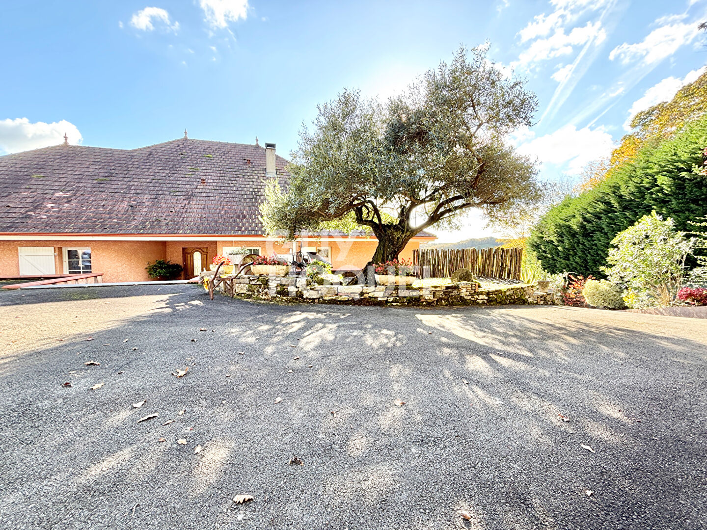 Maison d'architecte proche d'ORTHEZ 180 m² avec piscine