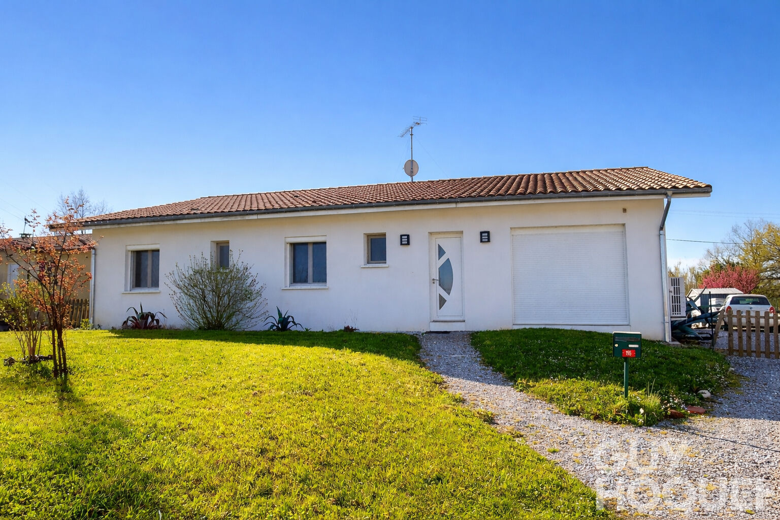 Maison contemporaine de plain-pied avec jardin entre Hagetmau et Amou