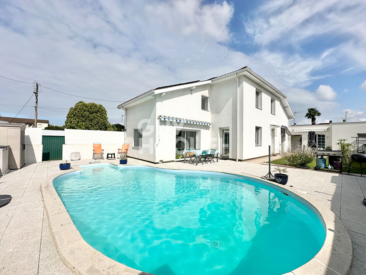 Maison Orthez 119 m² avec piscine plus dépendance