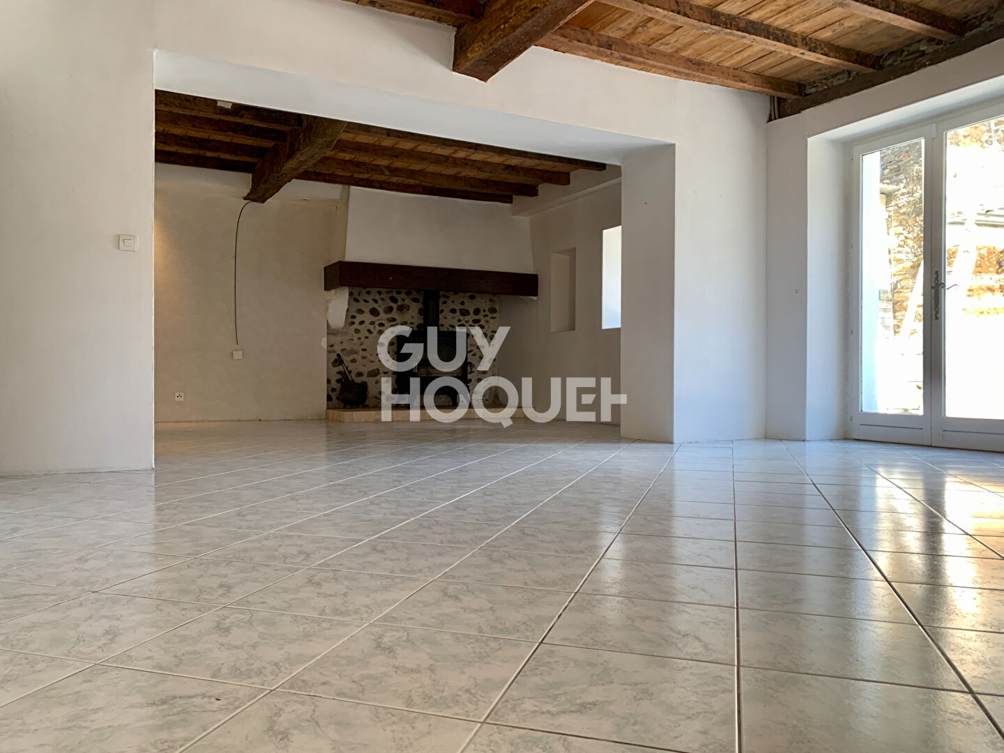 Maison spacieuse à vendre à Ramous - 5 chambres et grand terrain