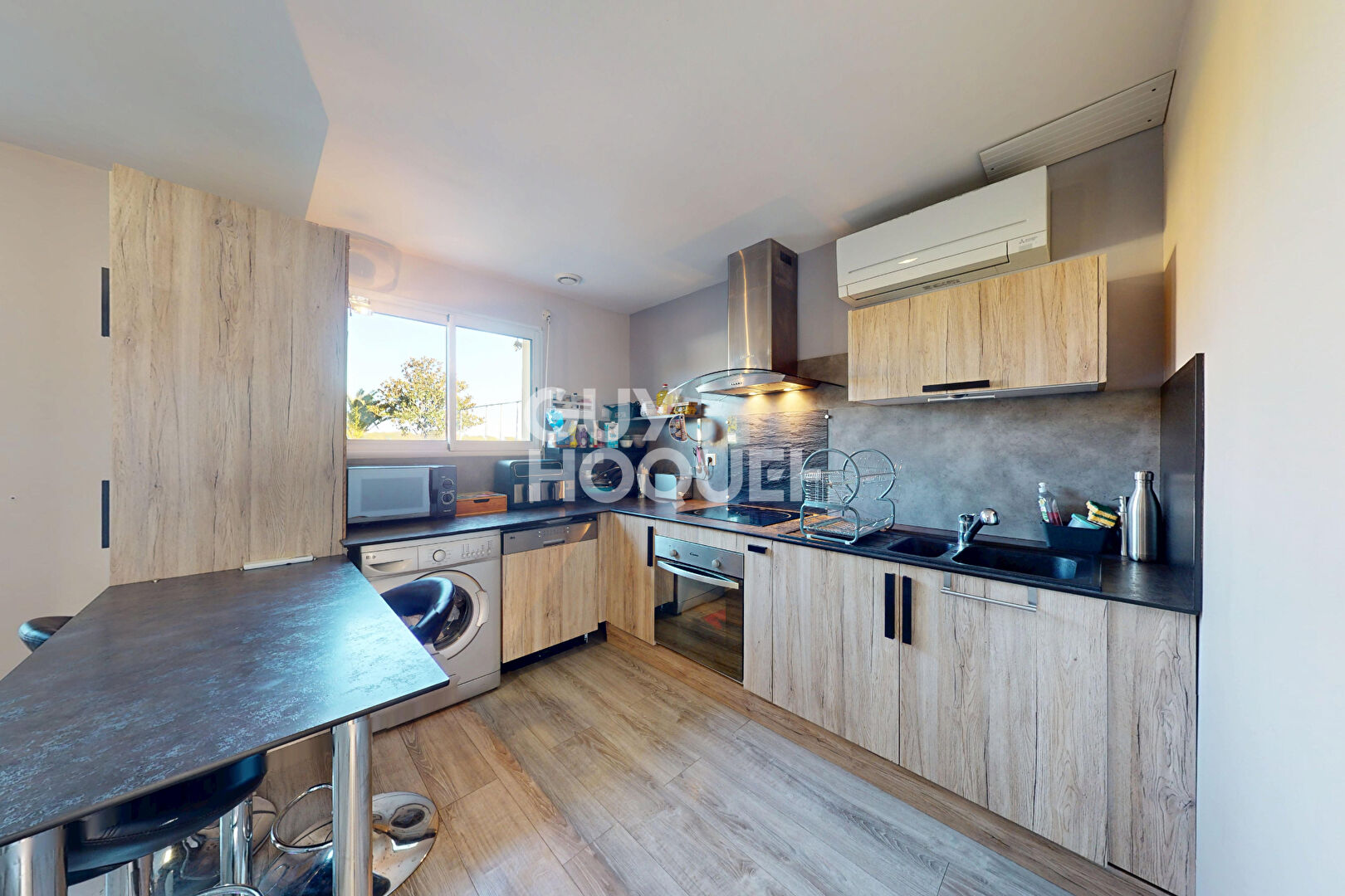 Atypique maison/loft rénovée 164 m² comprenant 2 partie habitables