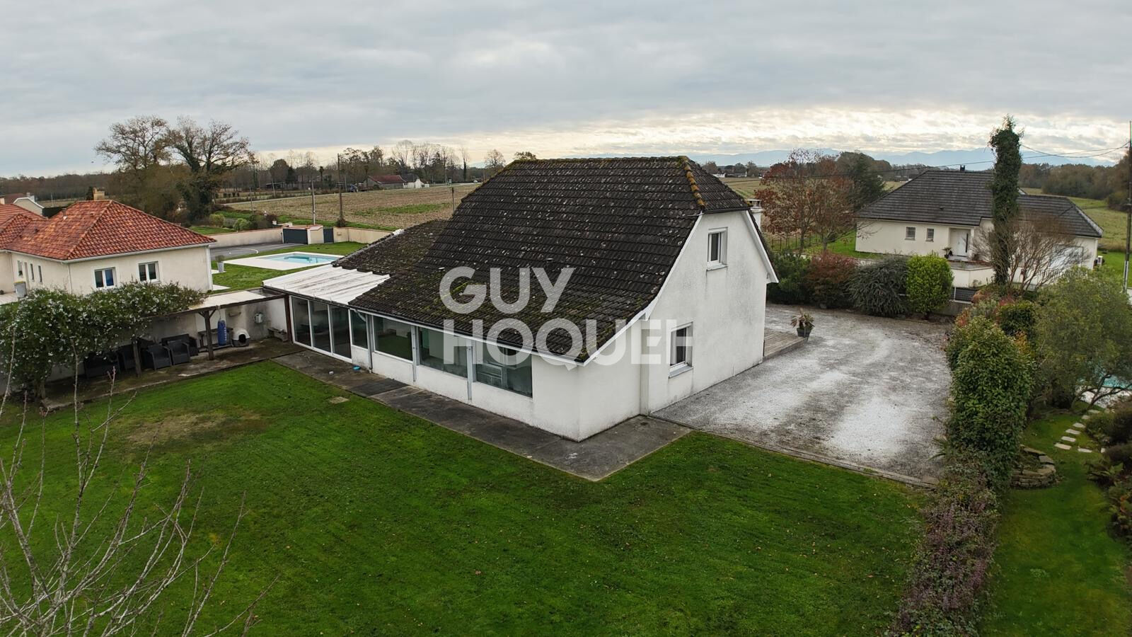 Maison à vendre proche lescar - 5 chambres, 140 m²