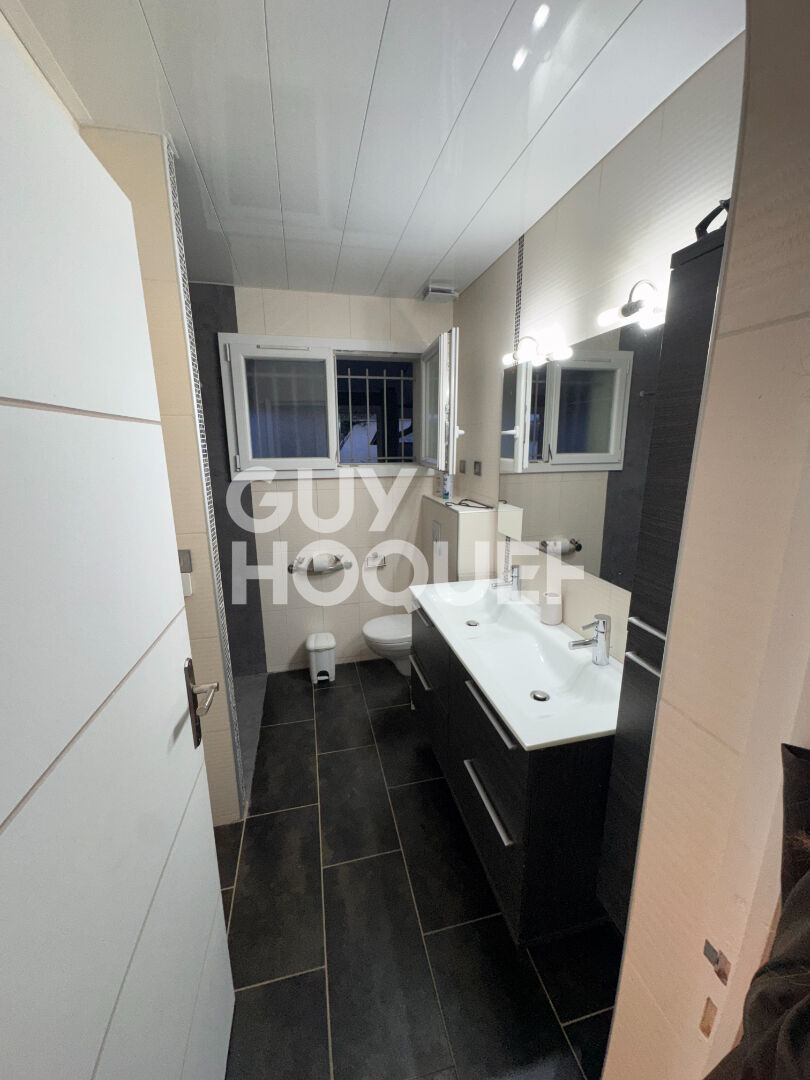 Maison à vendre proche lescar - 5 chambres, 140 m²