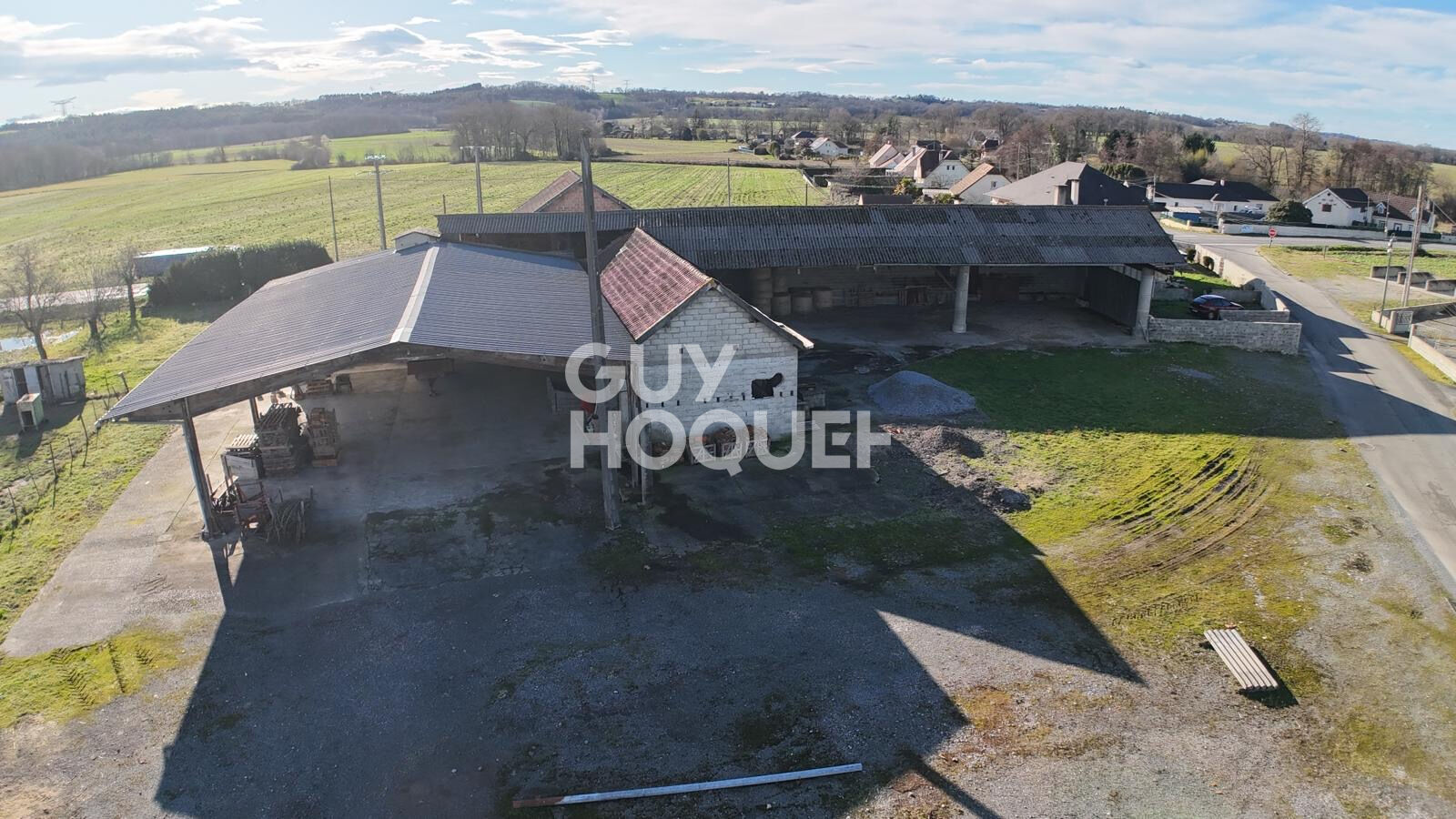 Entrepôt / local industriel Mazerolles - Référence 7383