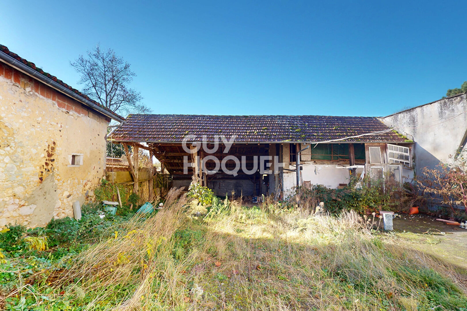 Maison de bourg 80 m² pleine de potentiel avec extérieur