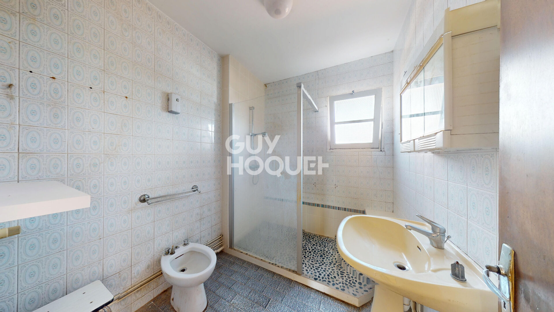 A VENDRE : Maison de village 172 m² avec jardin