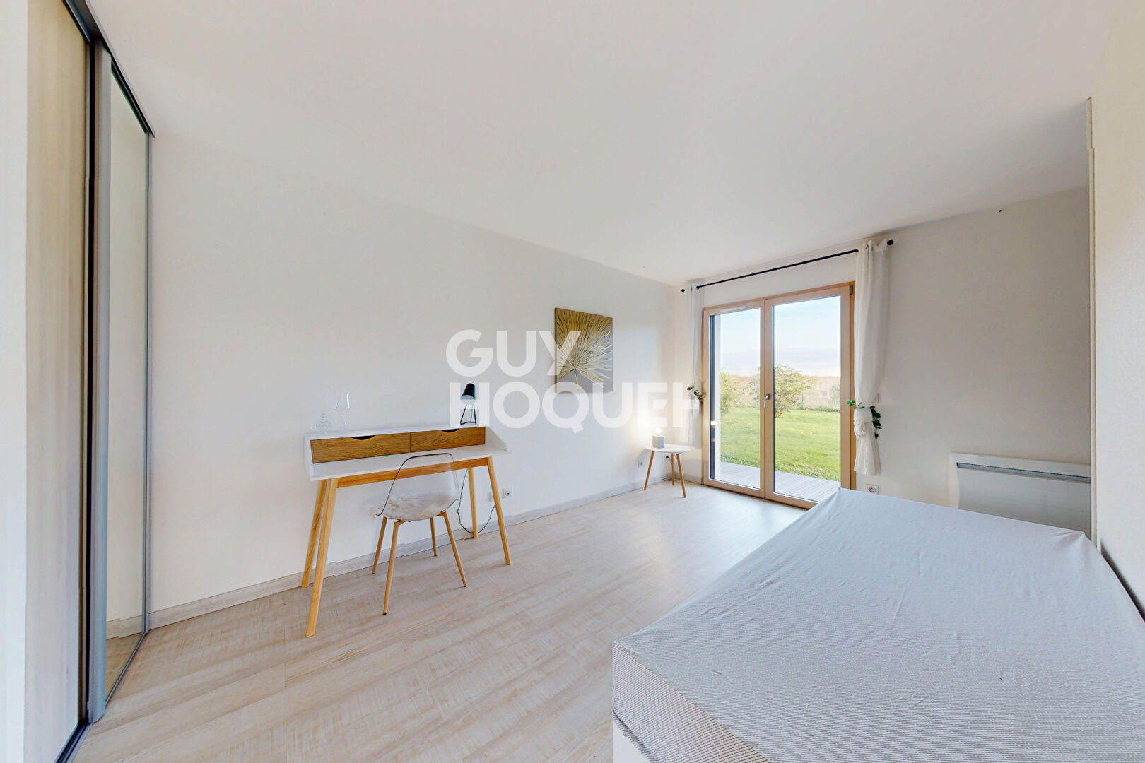 Élégante maison F3 de plain pied avec piscine et terrain clos