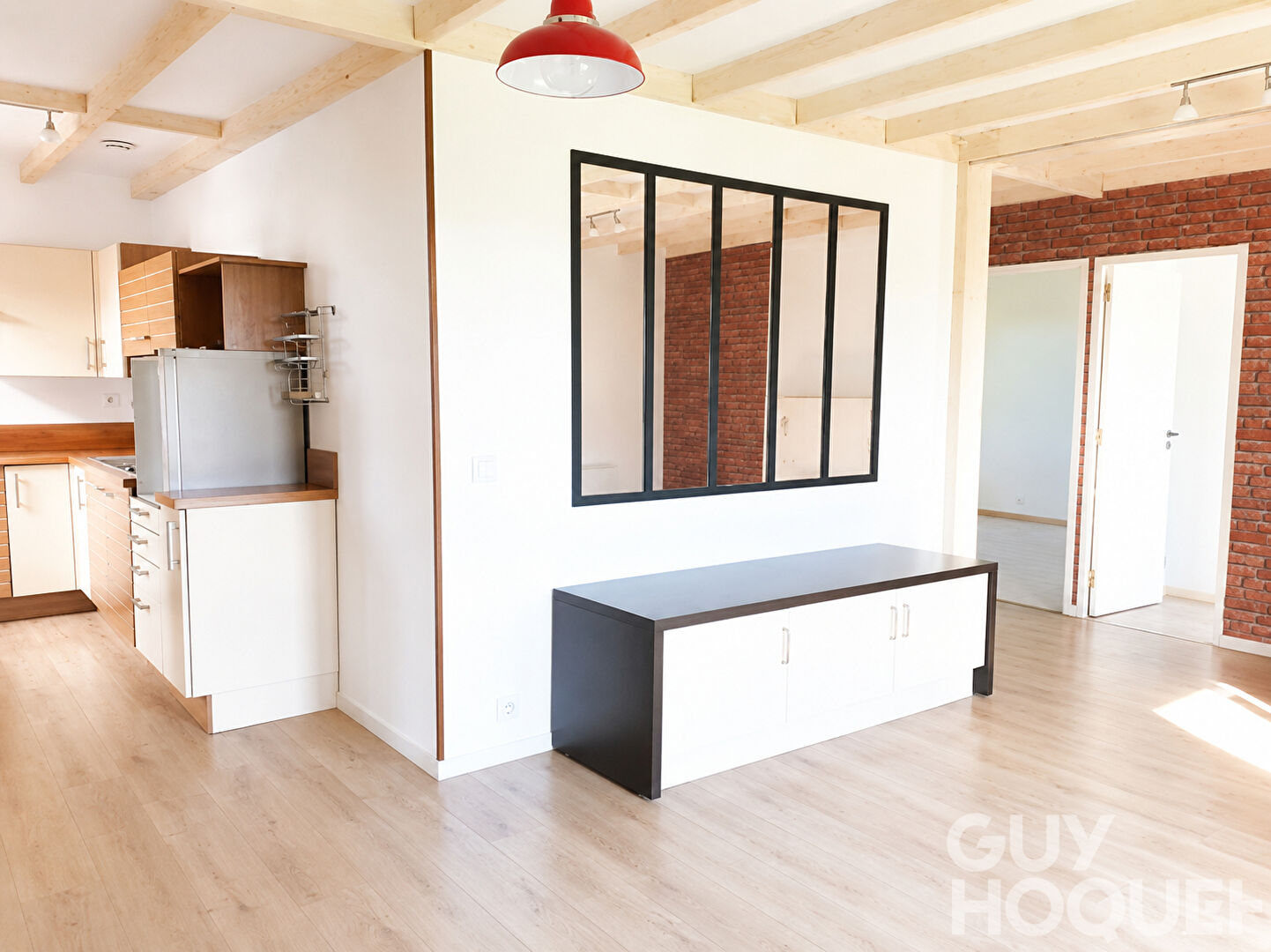 Ensemble immobilier de qualité. Deux maisons indépendantes avec garage, chalet et grands terrains à 5 minutes de Salies-de-Béarn