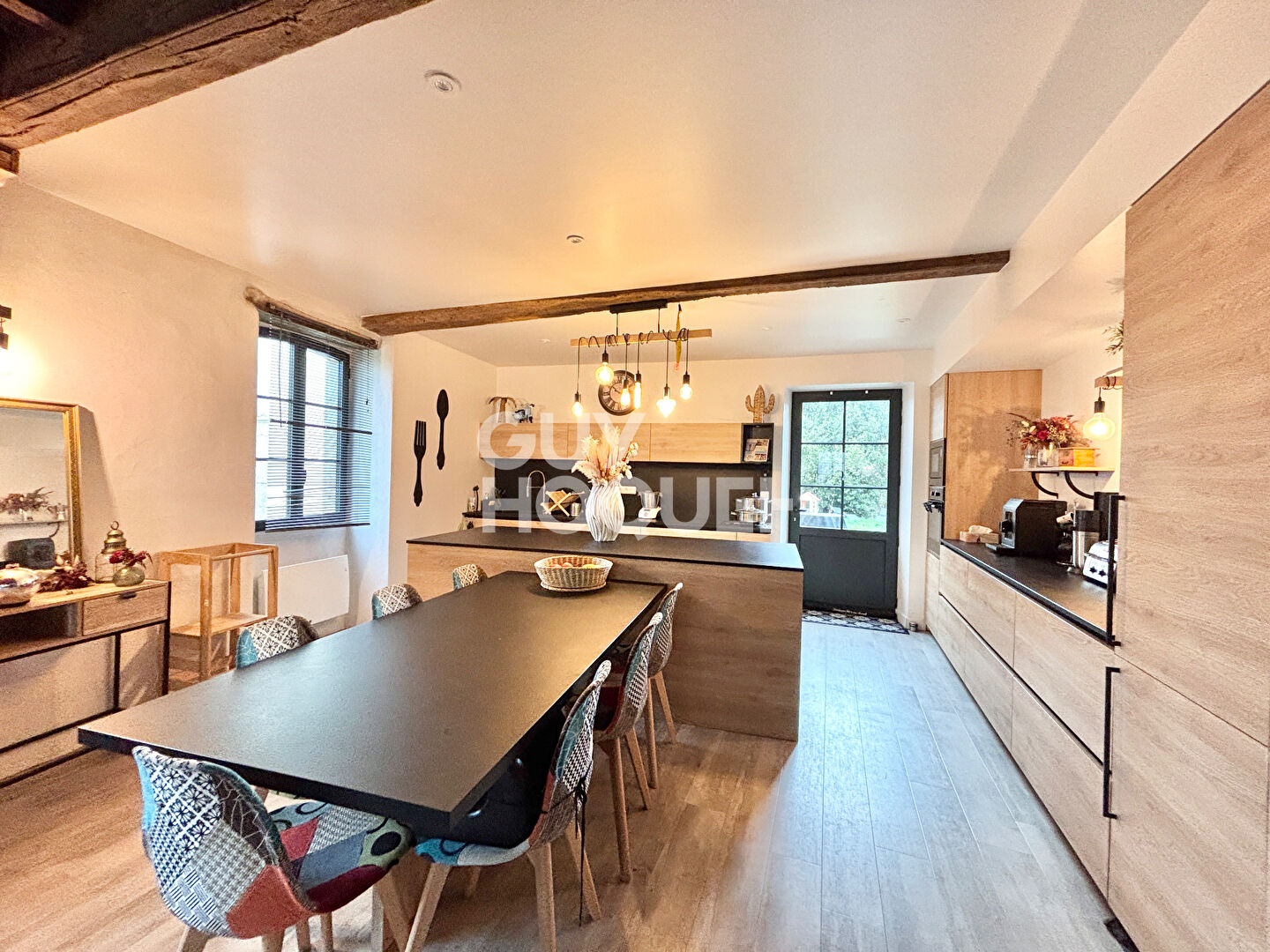 Maison de village proche d'ORTHEZ avec dépendance et jardin