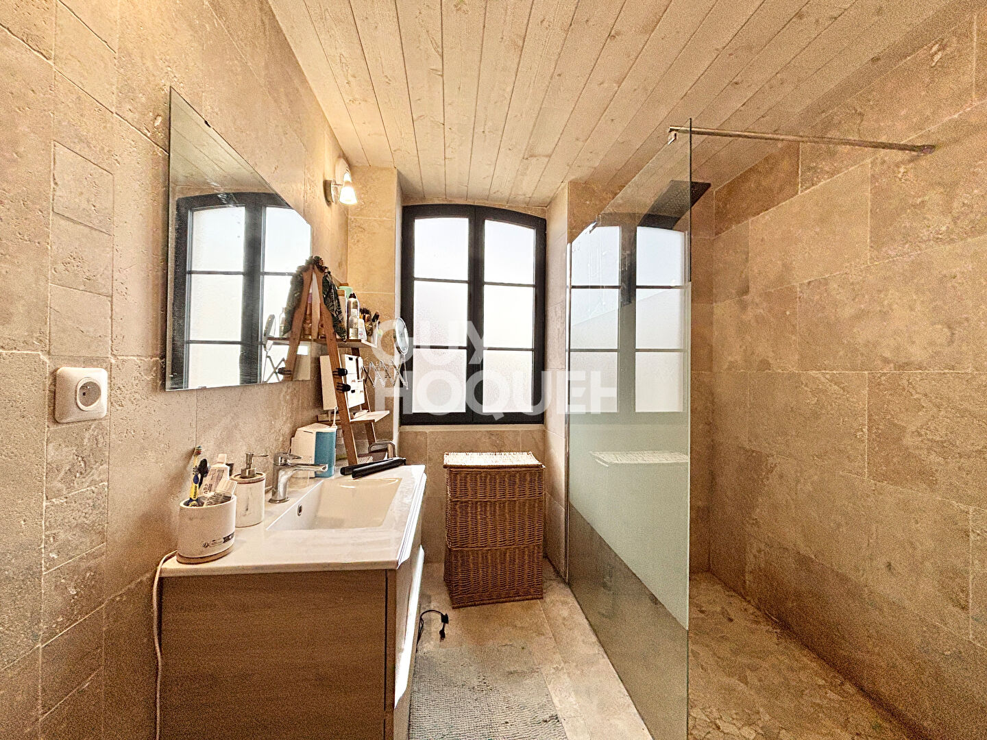 Maison de village proche d'ORTHEZ avec dépendance et jardin