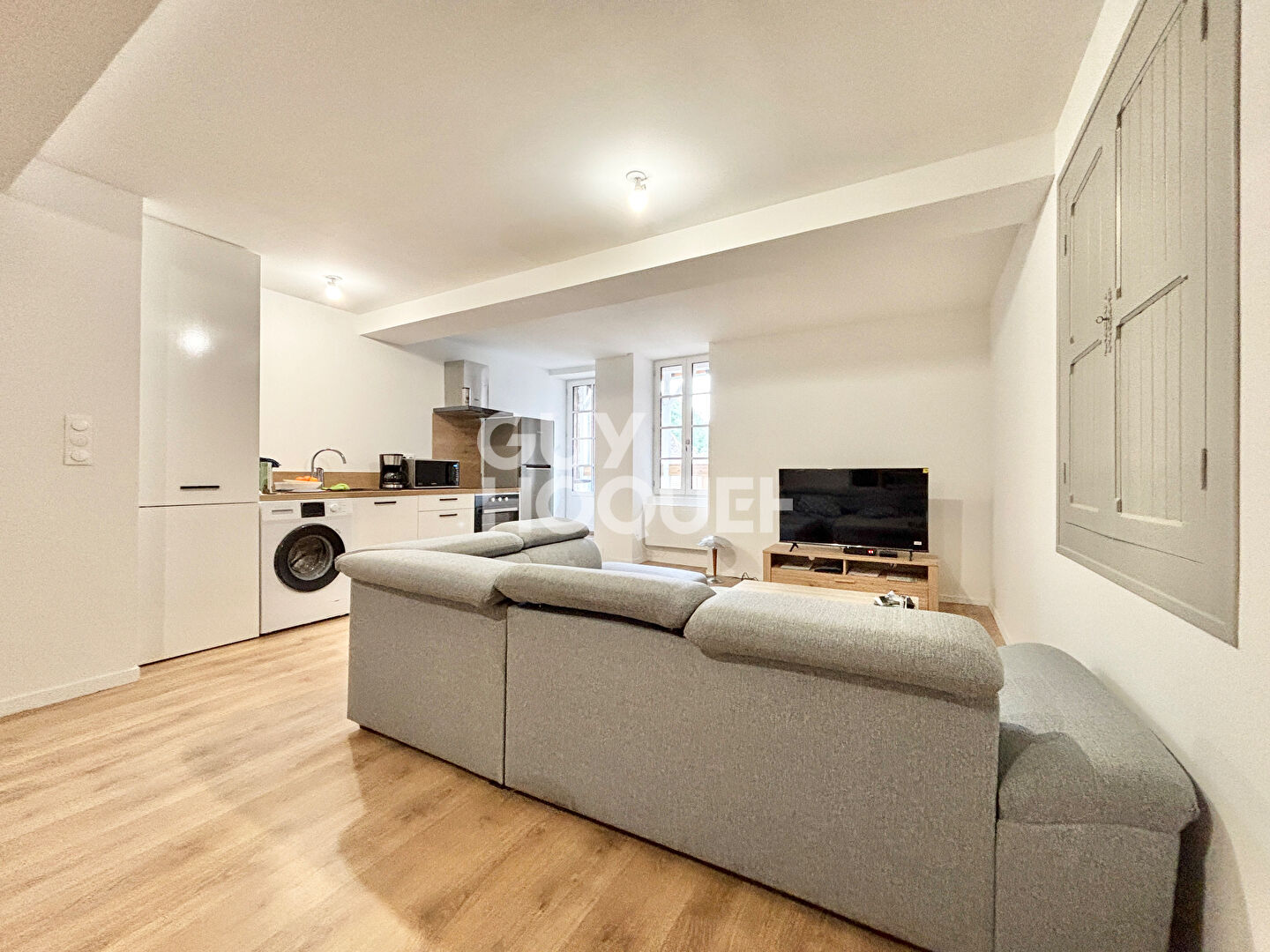 Appartement T3 duplex rénové avec terrasse sur ORTHEZ