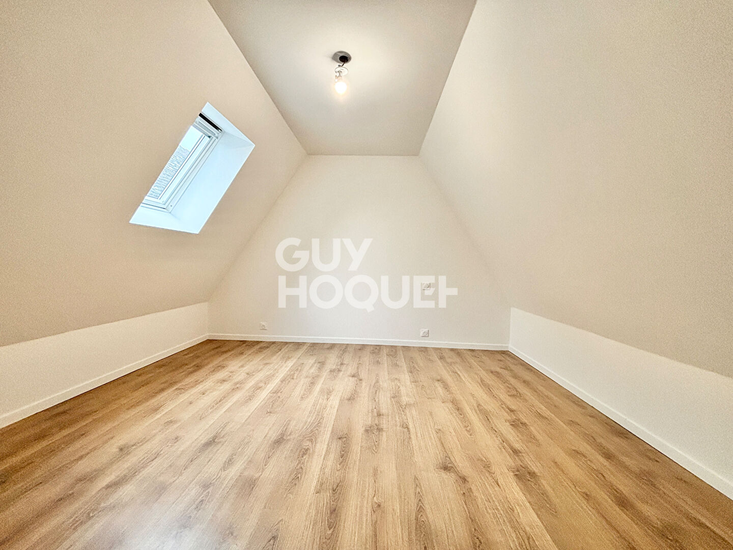 Appartement T3 duplex rénové avec terrasse sur ORTHEZ