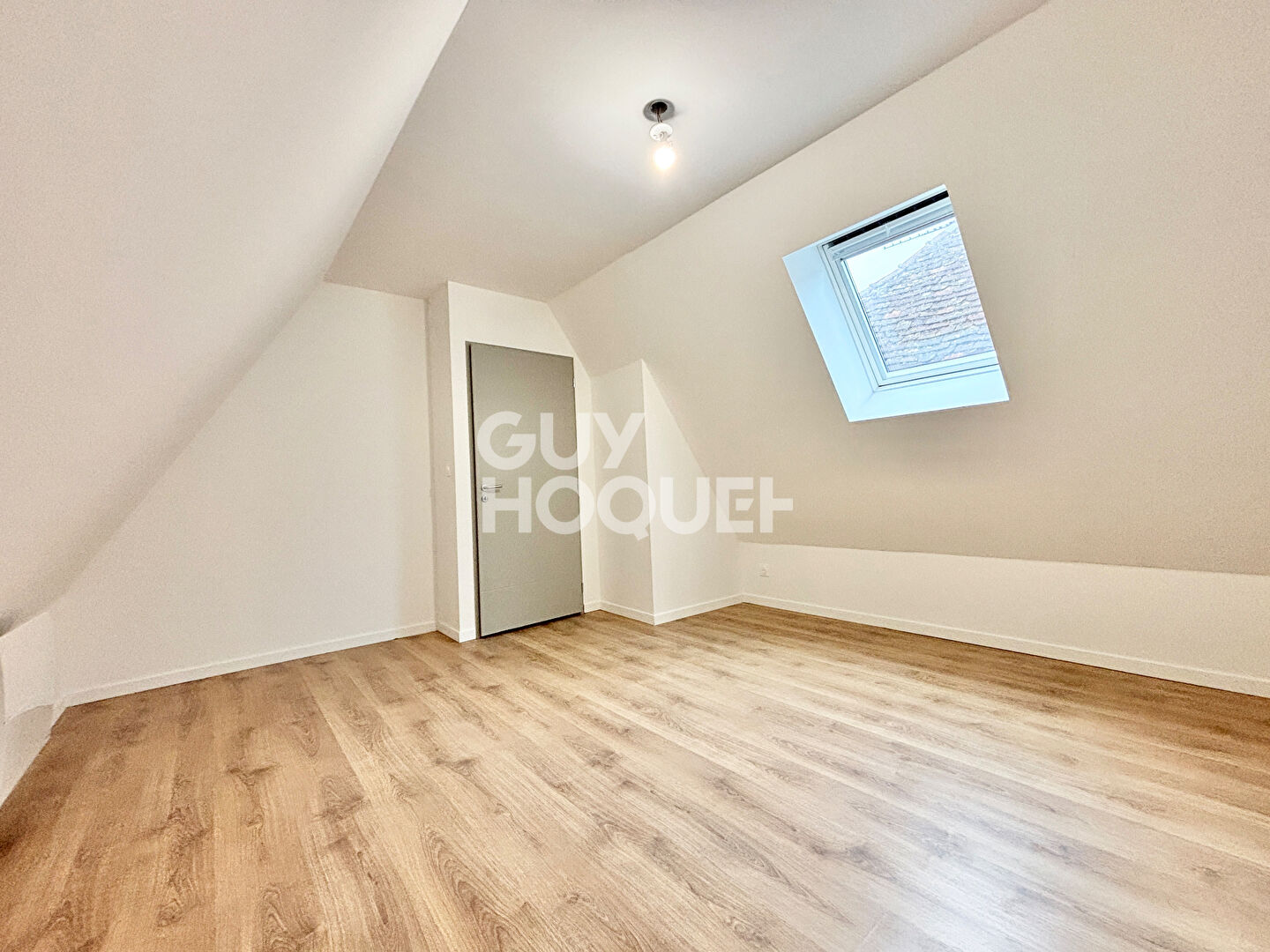 Appartement T3 duplex rénové avec terrasse sur ORTHEZ