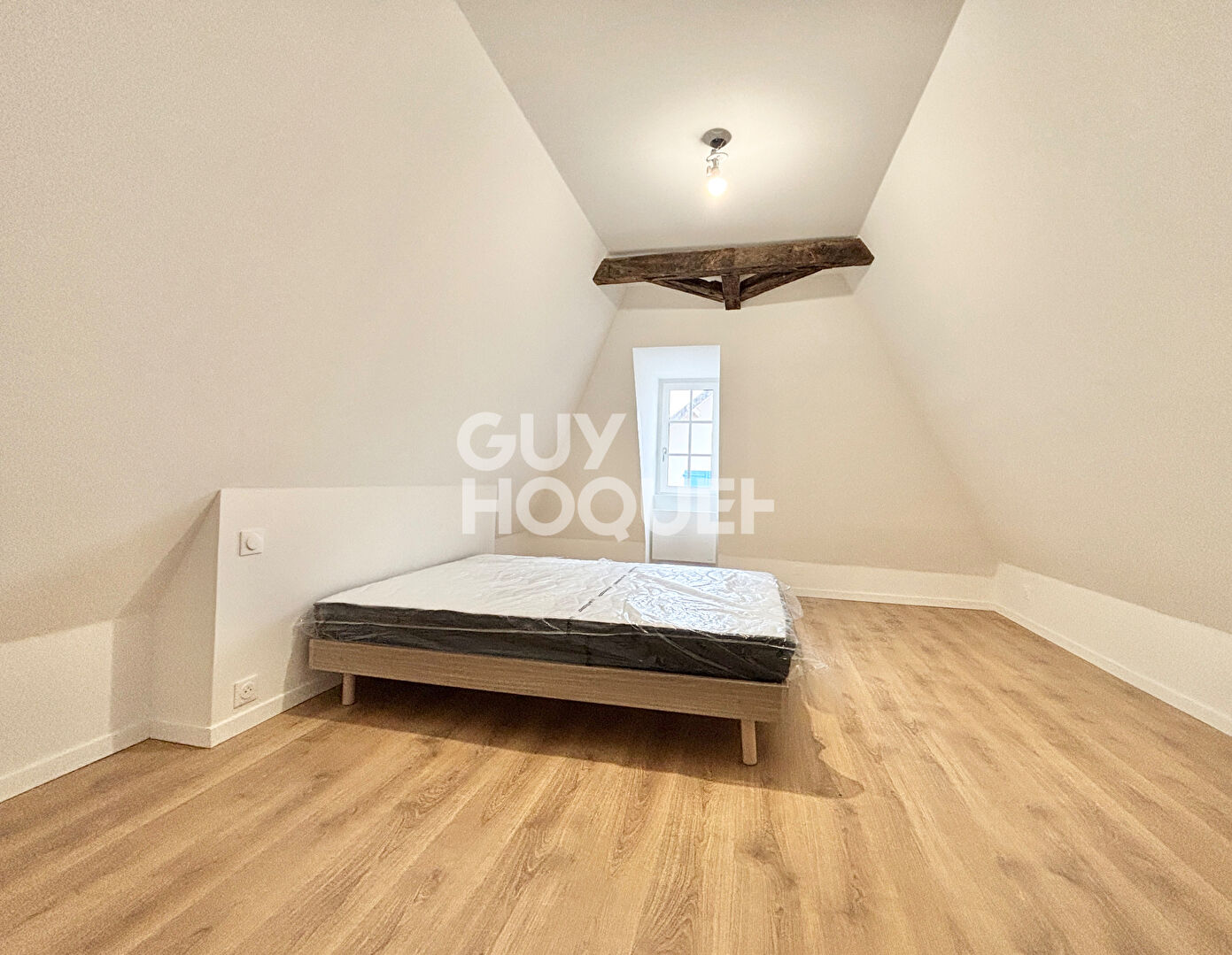 Appartement T3 duplex rénové avec terrasse sur ORTHEZ